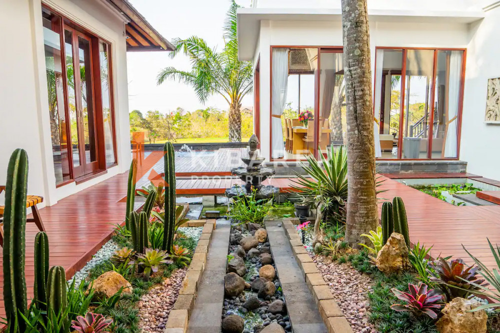 Ocean and Golf View Four-bedroom Villa in Pecatu — image 4