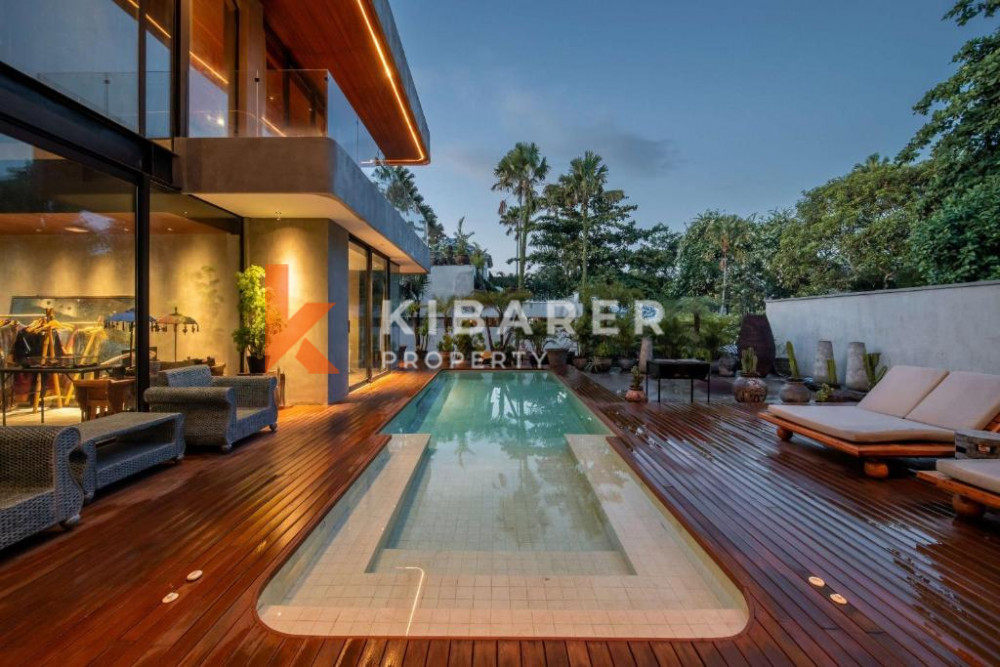 Luxury Five-Bedroom Villa in Berawa — image 4