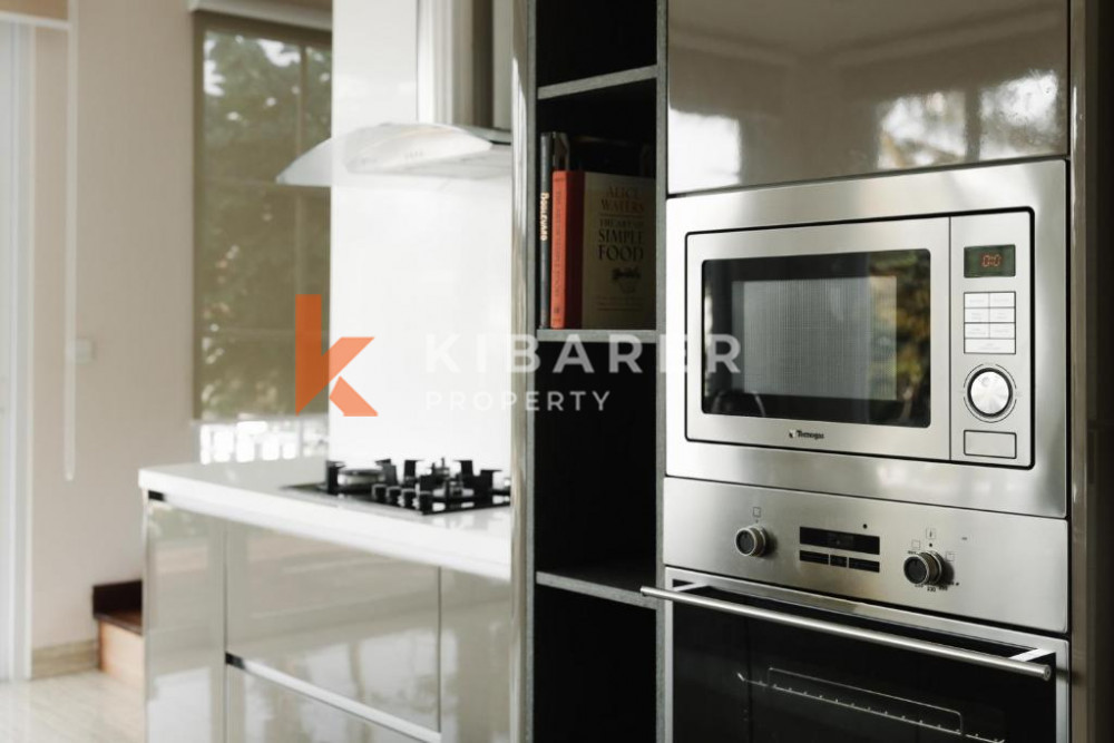 Three-Bedroom Villa with Enclosed Living Area for Rent in New Kuta Golf Pecatu — image 9