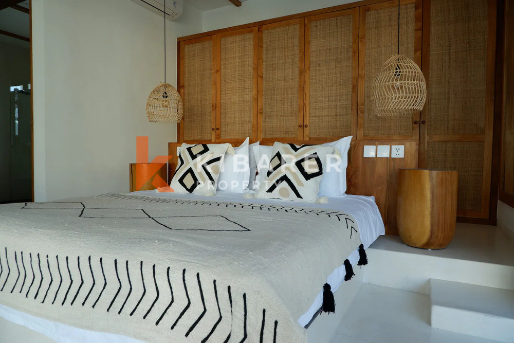 Beautifully Designed Four-Bedroom Villa with Enclosed Space in Bingin — image 12