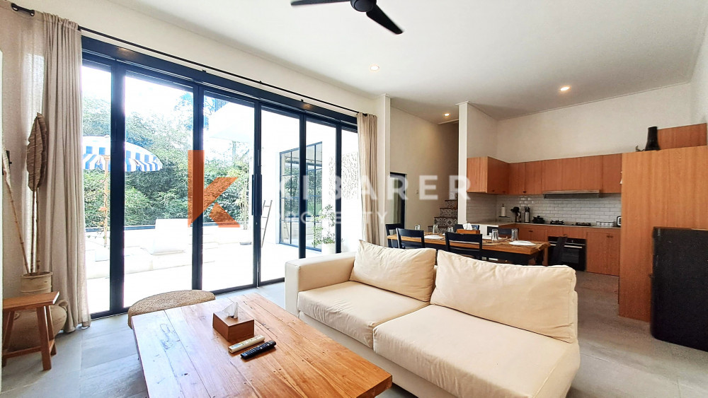 Newly Renovated Three Bedroom Enclosed Living Room Villa in Berawa — image 5