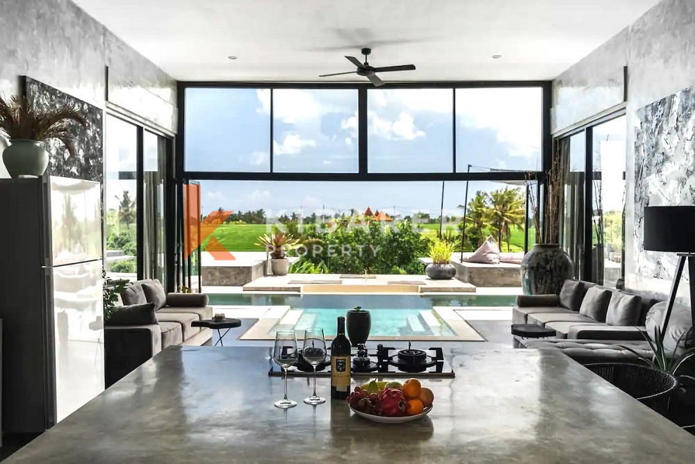 Luxury Six-Bedrooms Enclosed Living Villa with an Awesome View and Great Air Circulation in the Pererenan — image 1