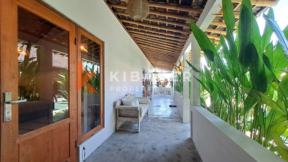 Spacious Fully Furnished Three Bedroom Villa with Open Living Room Located in the Edge of Canggu — image 9