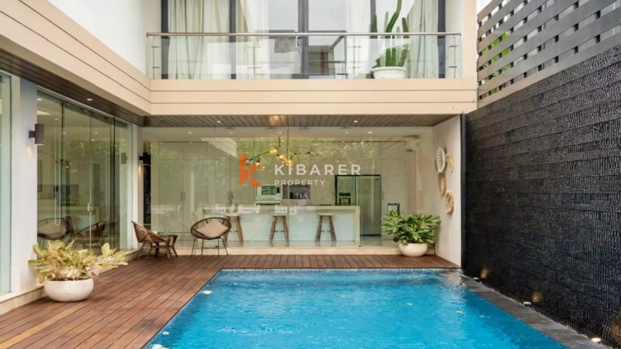 Four-Bedroom Gated Villa in a Prime Location in Berawa — image 1