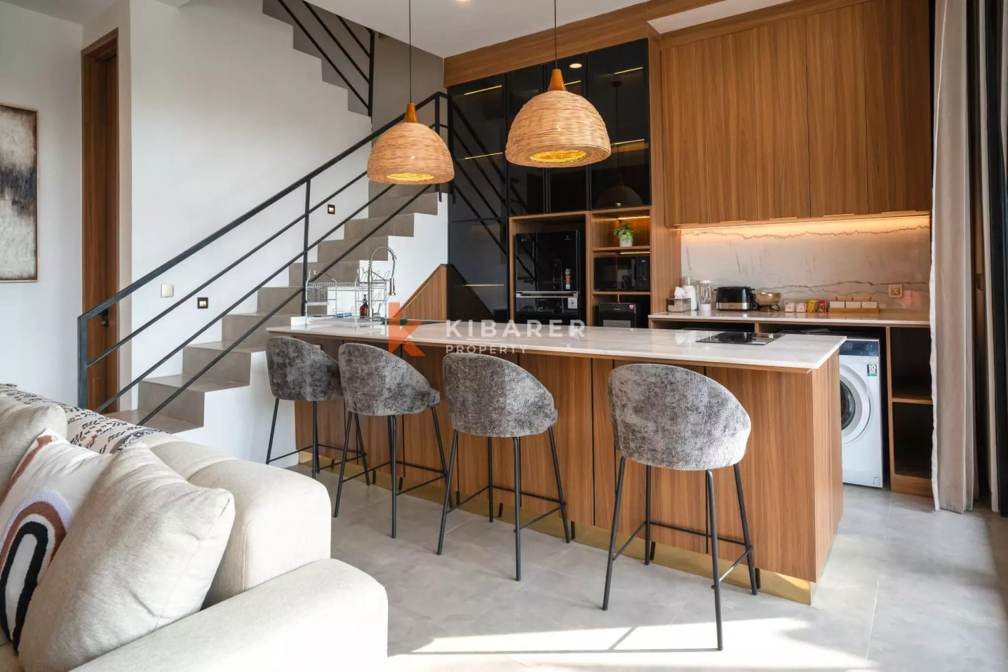 Three-Bedroom Villa with Bathrooms in Canggu with Private Living Room — image 10