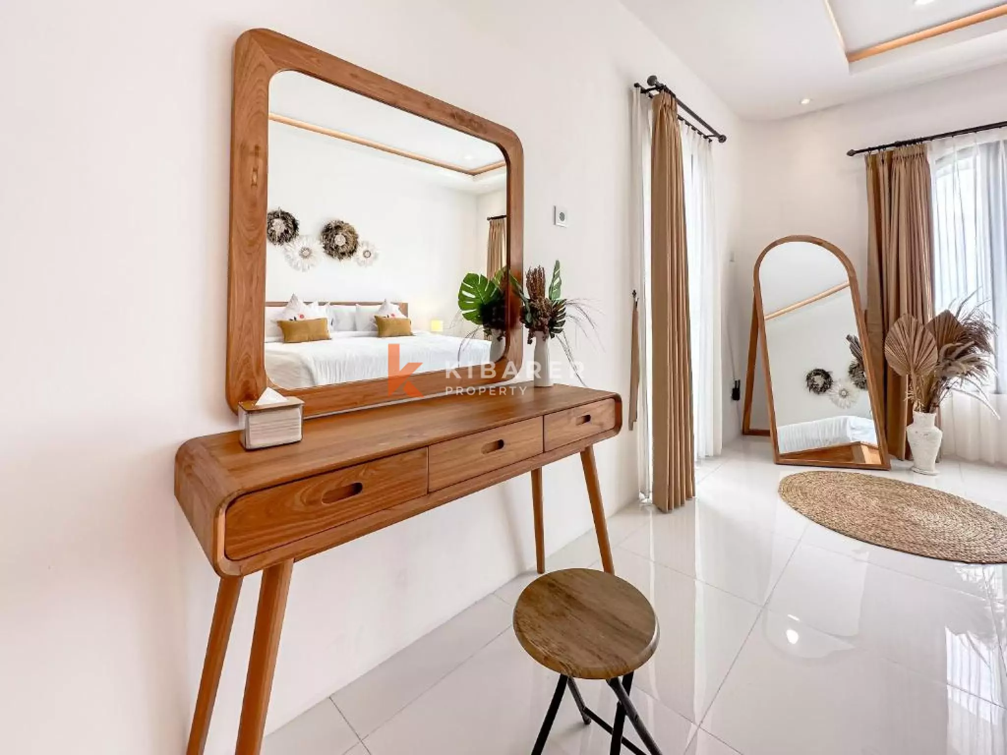 Aesthethic Two-bedroom Villa in Kedungu — image 14