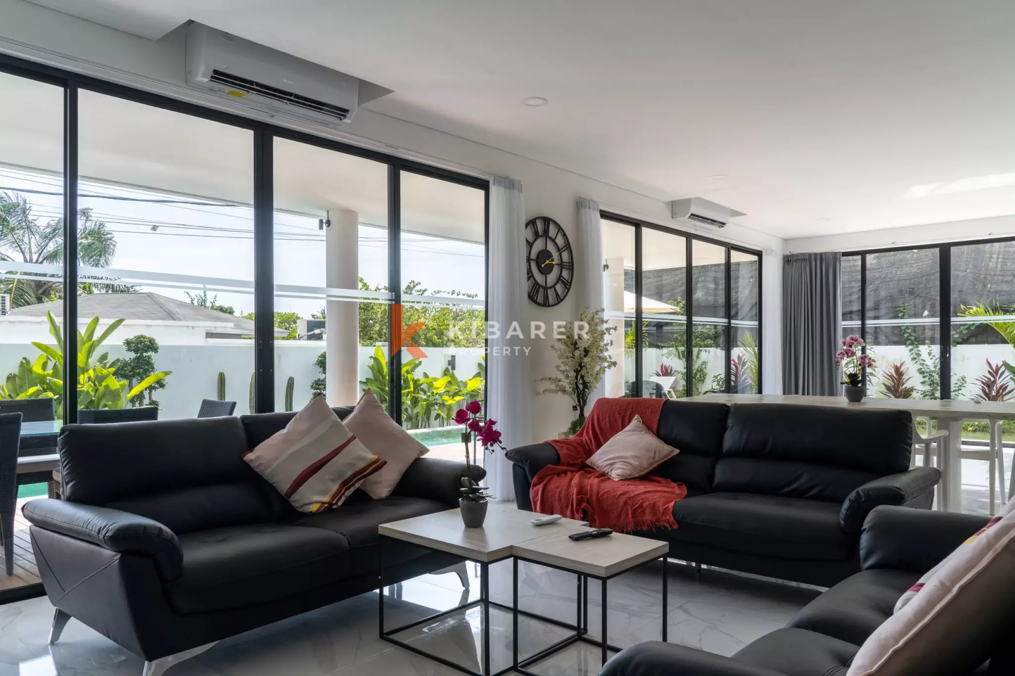 Three Bedroom Enclosed Living Villa in Umalas — image 8