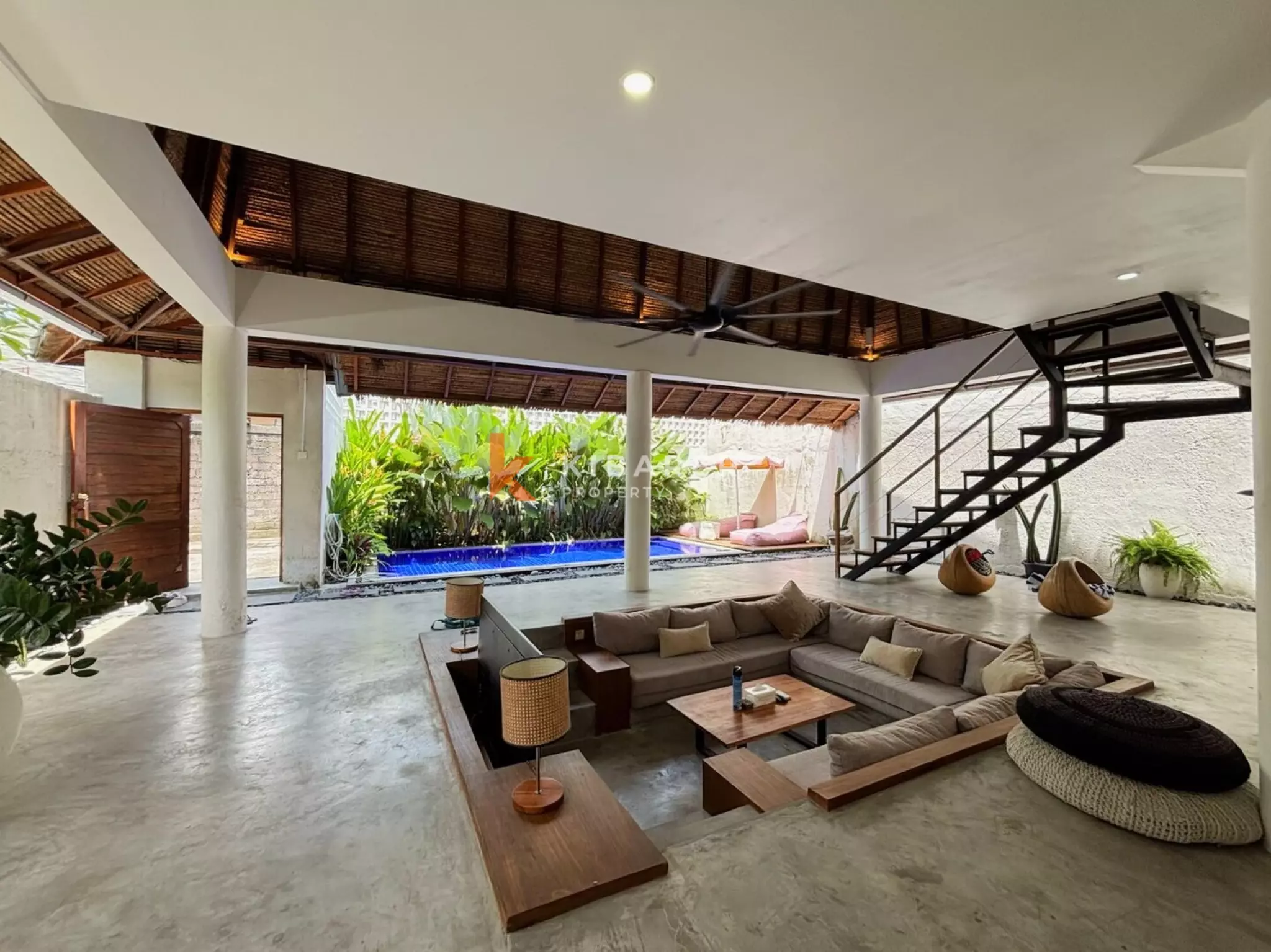 Charming Two-Bedroom Industrial Villa Located in Canggu — image 6