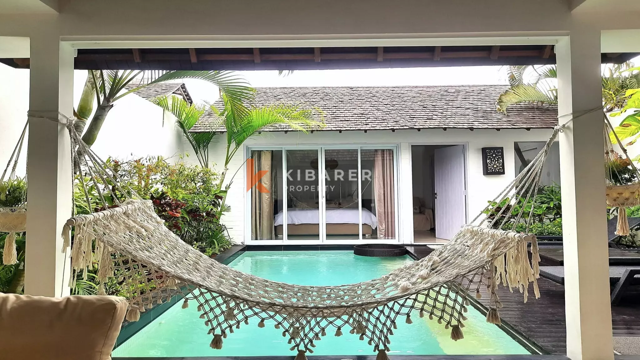 Charming One-Bedroom Open Living Room Villa Set in Seminyak — image 1