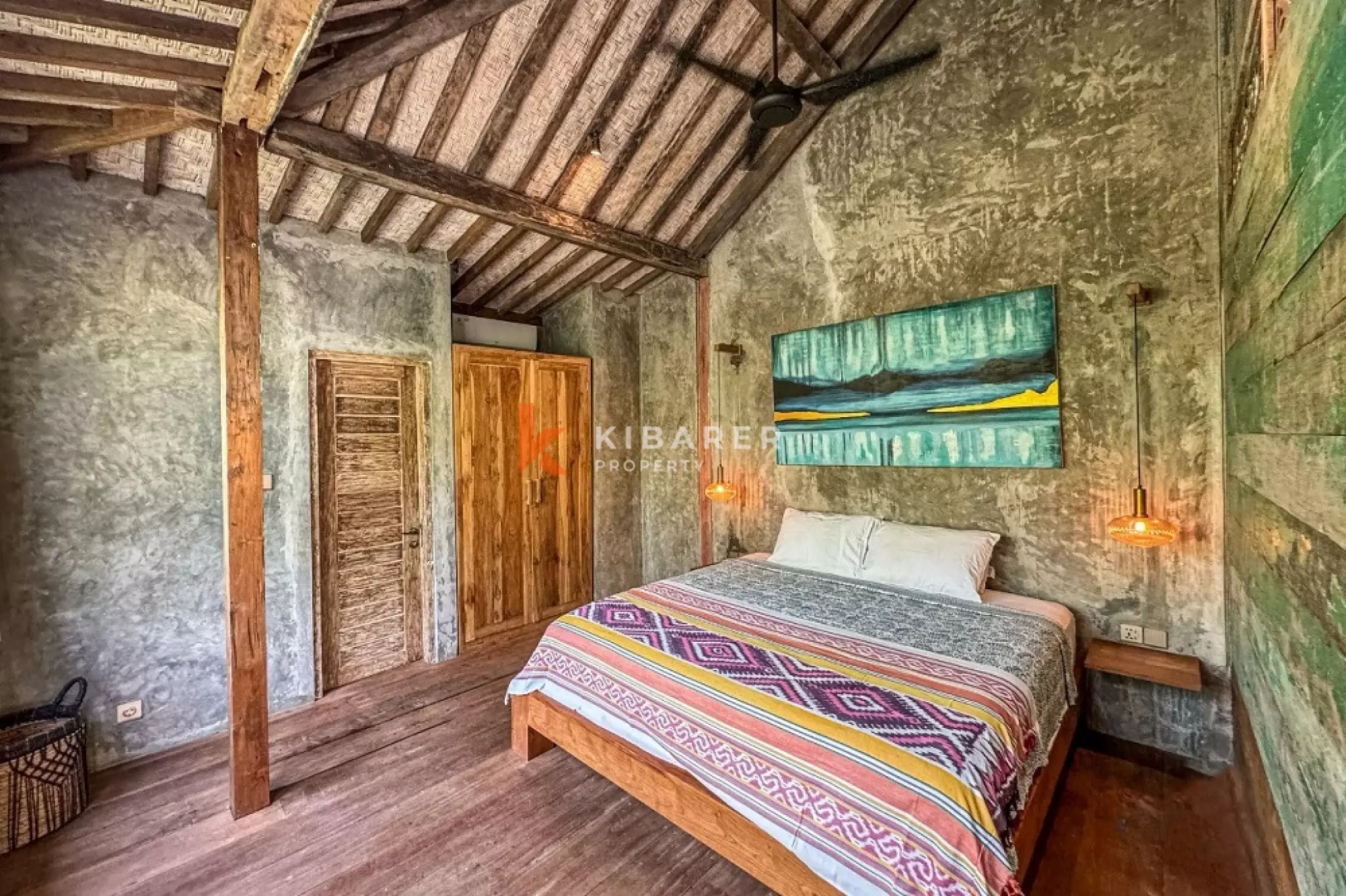 Tropical Haven, Spacious Villa with Five Bedrooms and Two Additional Bedrooms in Central Kerobokan — image 12