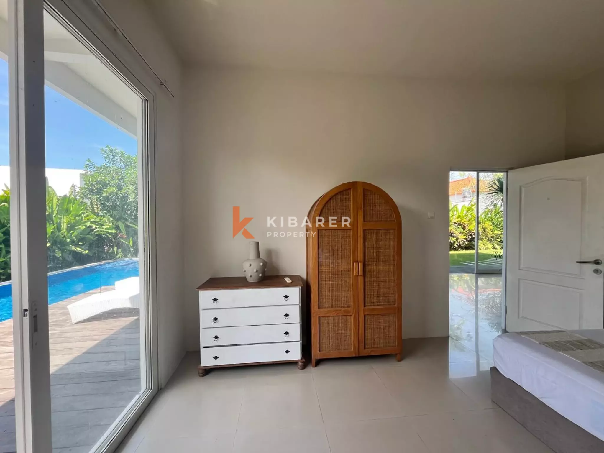 4BR Villa for Rent in Canggu, Bali — image 13