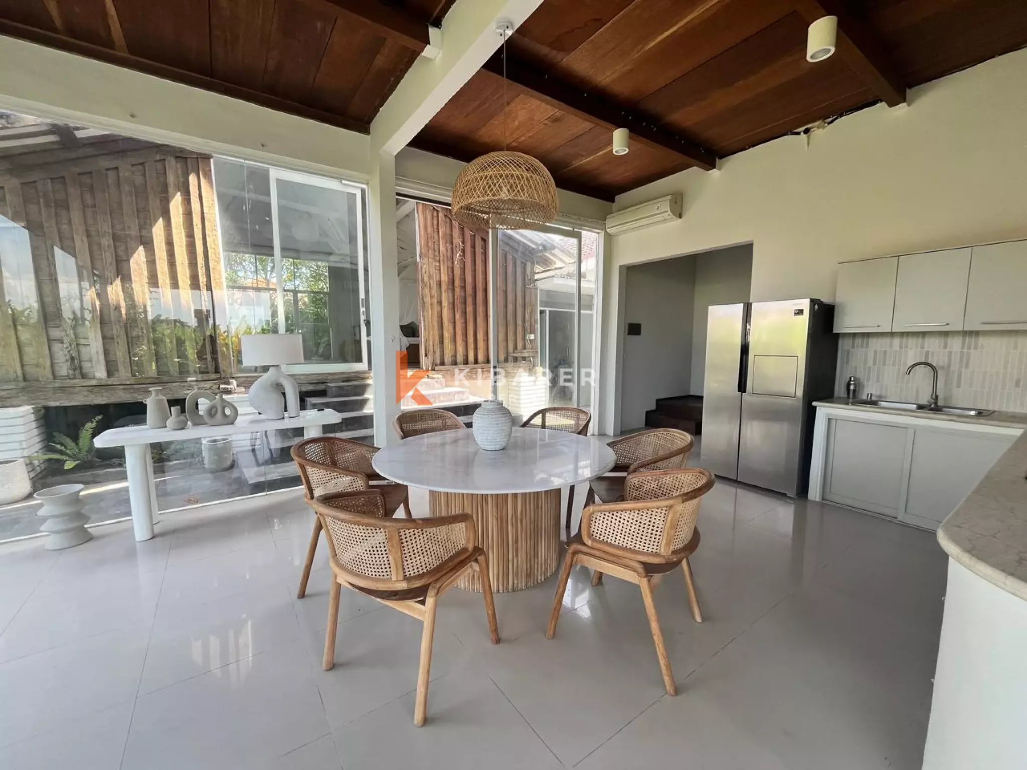4BR Villa for Rent in Canggu, Bali — image 12