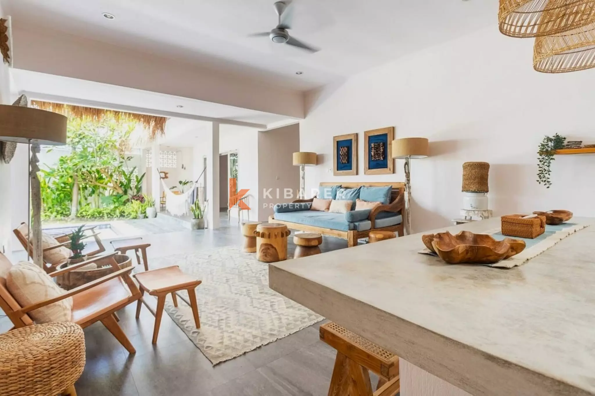 Simply Three-Bedrooms Open Living Villa in Pererenan Area — image 3
