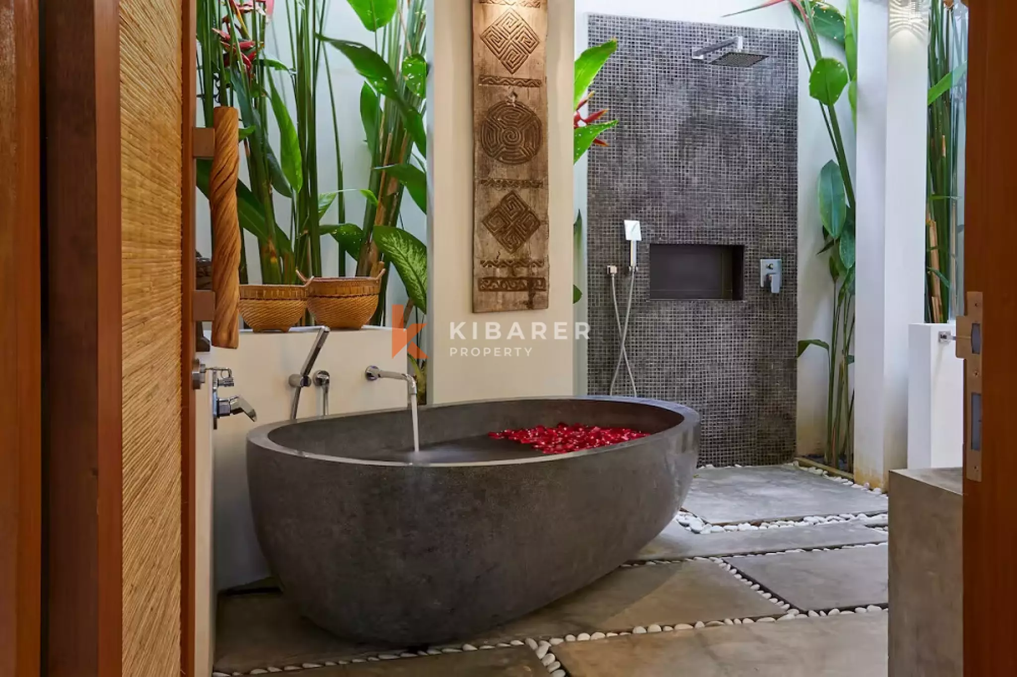 Designed as a Three-Bedroom Tropical Enclosed Villa in Kerobokan — image 11