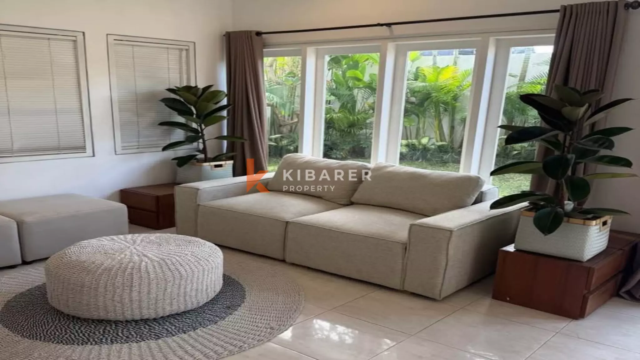 Stylish Three-Bedroom Villa with Private Pool for Rent in Prime Berawa Location — image 3