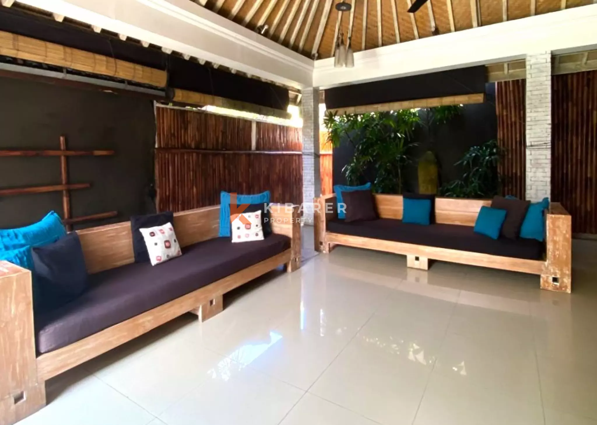 Balinese Three-Bedrooms Villa for Investment Located in Kerobokan Area — image 3