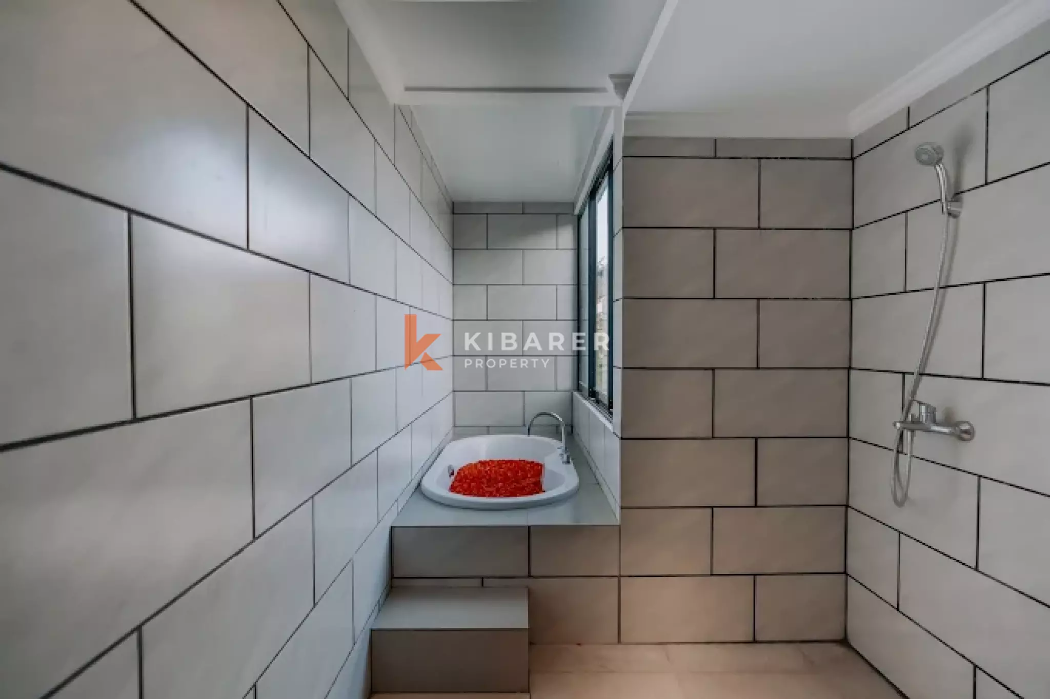 Cozy Brand New Two Bedroom Villa in Nusa Dua — image 9