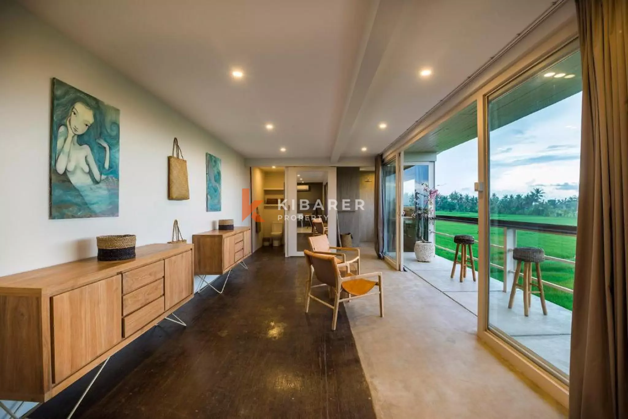 Tranquil Four-Bedroom Villa in Kedungu — image 19