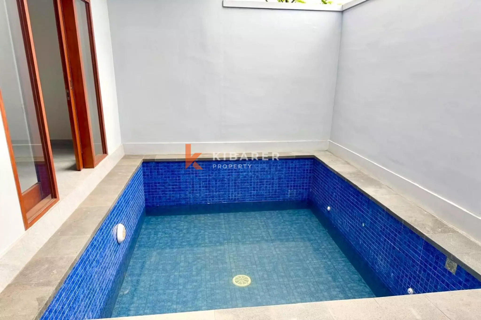Charming Split-Level Semi-Furnished Three-Bedrooms Villa in Sanur — image 3