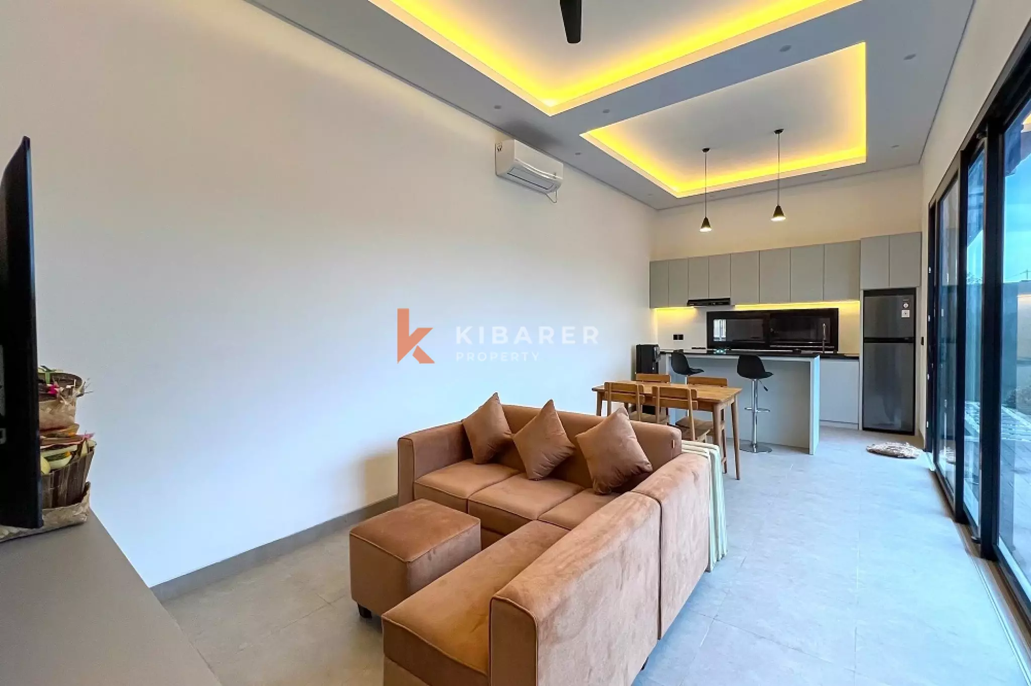 Balinese-Style Two-Bedrooms Villa with Outdoor Comforts in Kerobokan — image 6