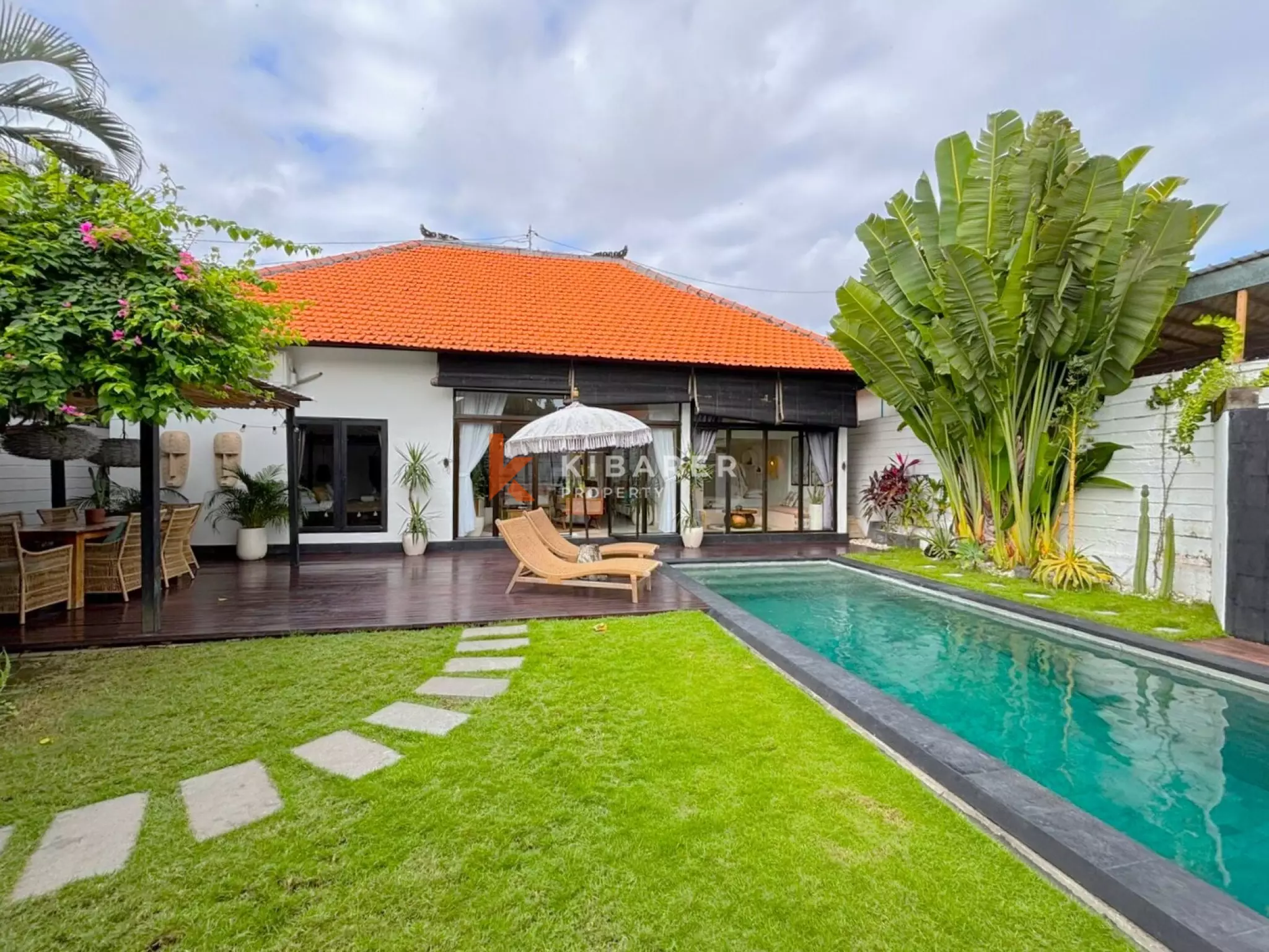 Three-Bedroom Villa with Garden in Umalas Area — image 1