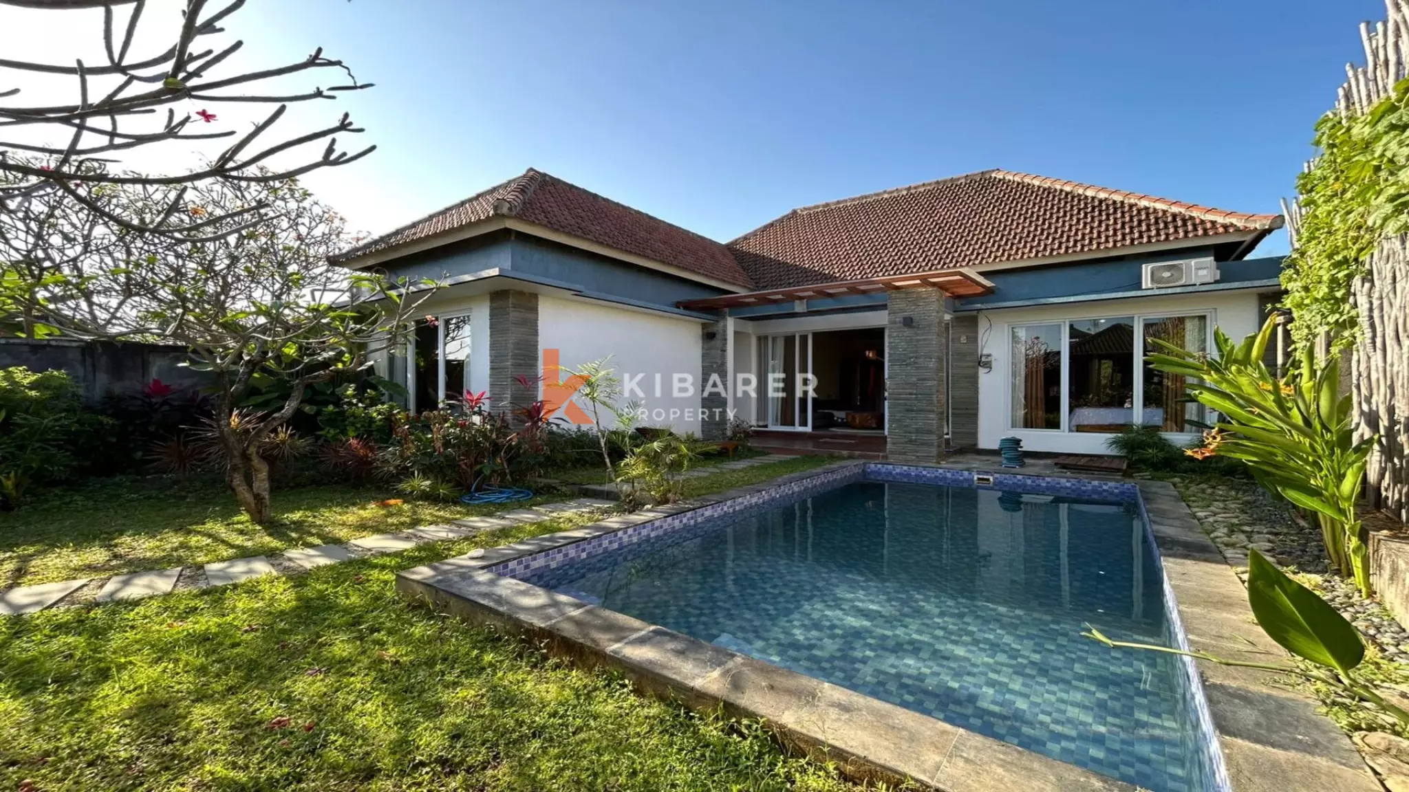 Homey Three Bedroom Enclosed Living Room Villa in Sanur