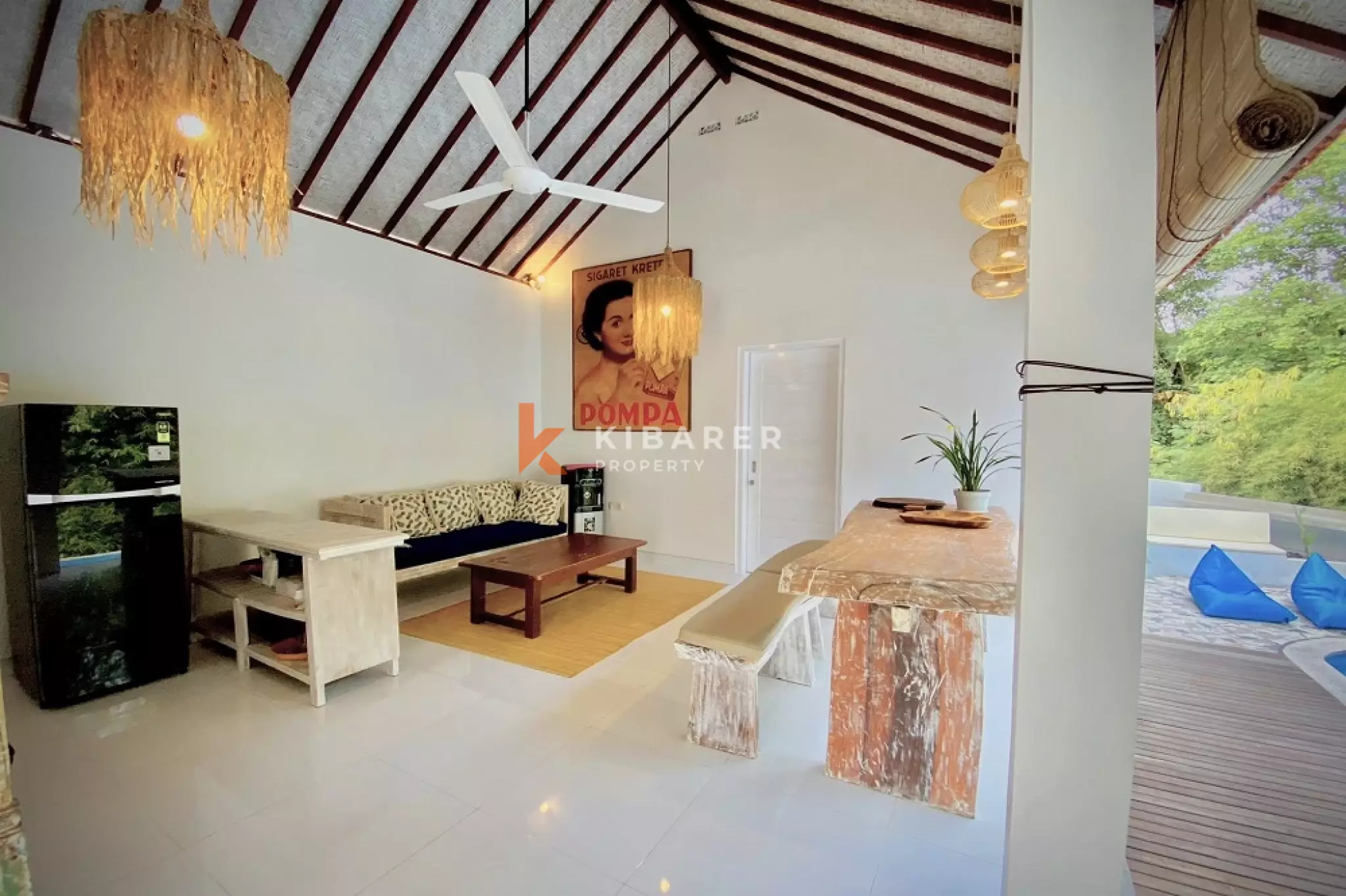 Three-Bedroom House with River View and Open Living Space in Canggu — image 3