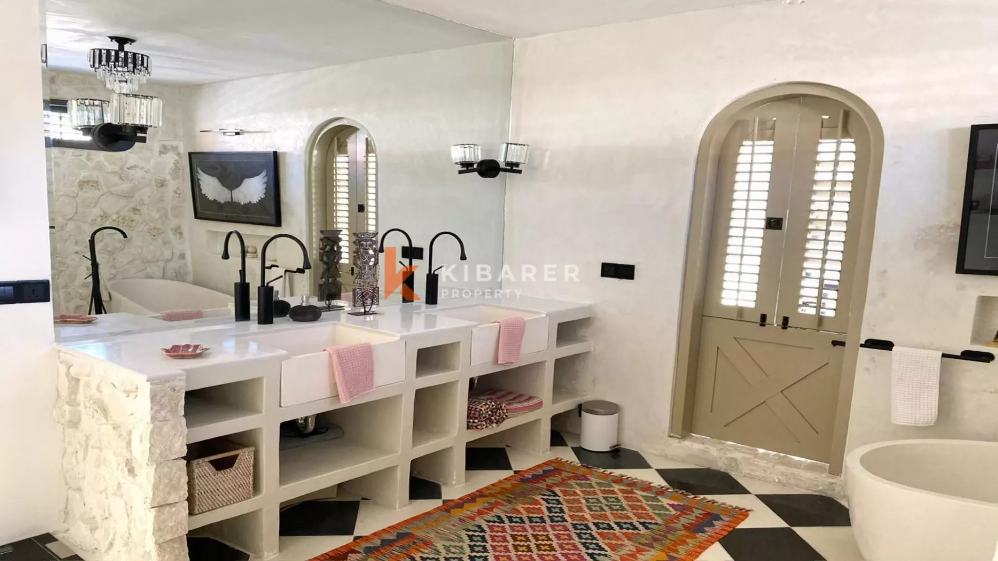 Charming Moroccan-Inspired Three-Bedroom Villa in Berawa — image 11