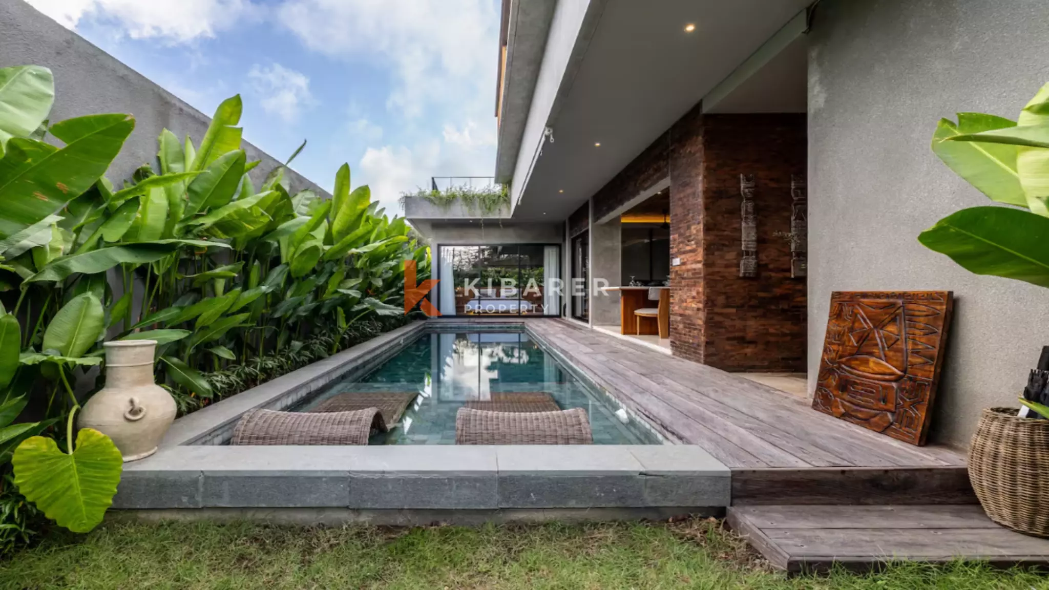 Stylish Three-Bedroom Villa with Sunken Lounge and Private Pool — image 1