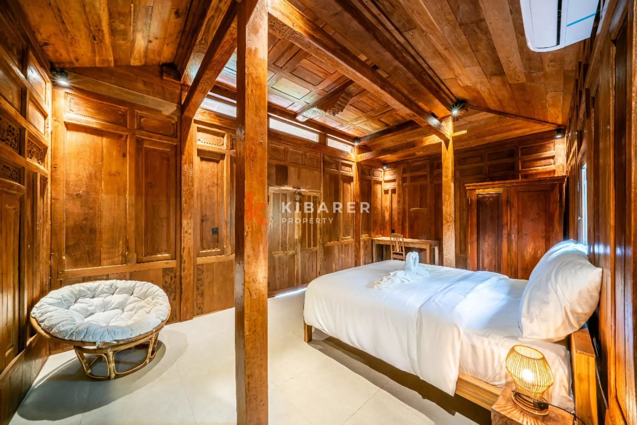 Charming Joglo-Style Three-Bedroom Villa in Quiet Canggu Location — image 18