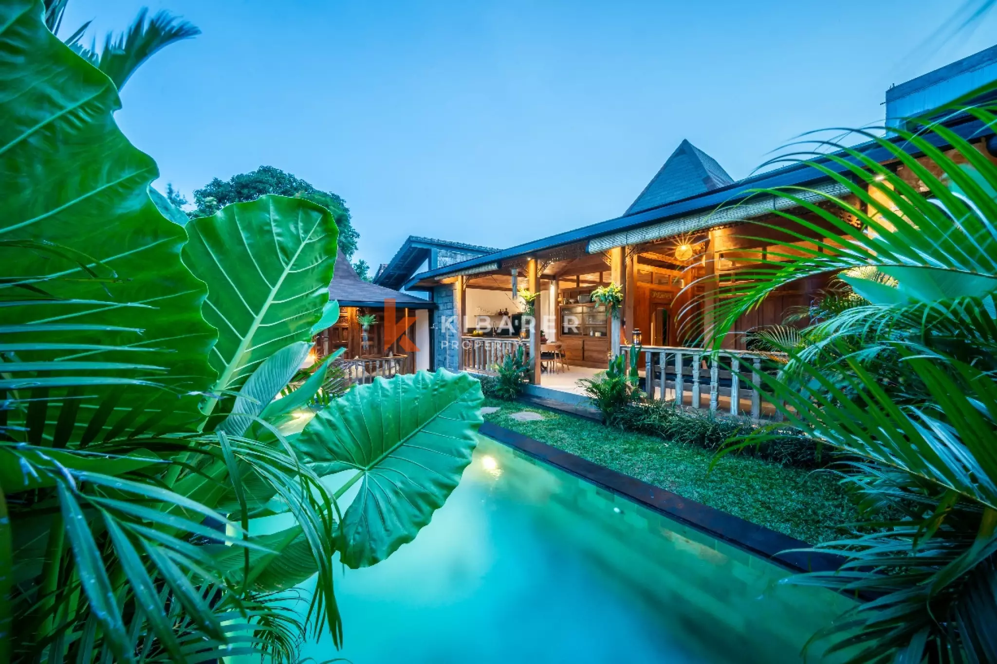 Charming Joglo-Style Three-Bedroom Villa in Quiet Canggu Location — image 3