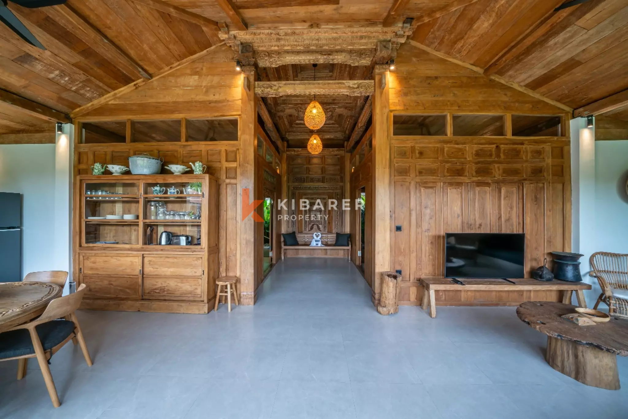 Charming Joglo-Style Three-Bedroom Villa in Quiet Canggu Location — image 7