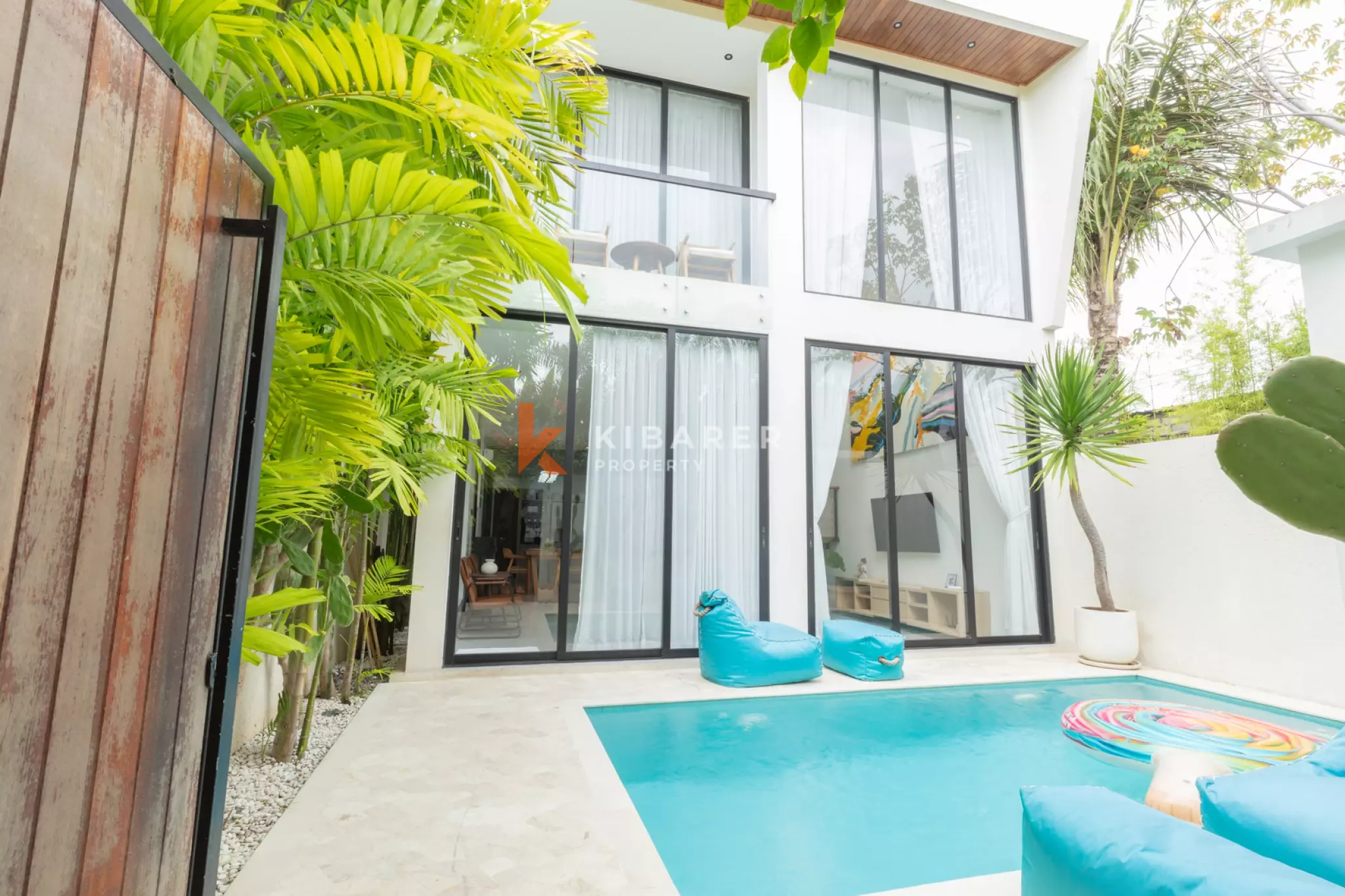 Modern Two-Bedroom Villa with Private Enclosed Space in Canggu — image 9