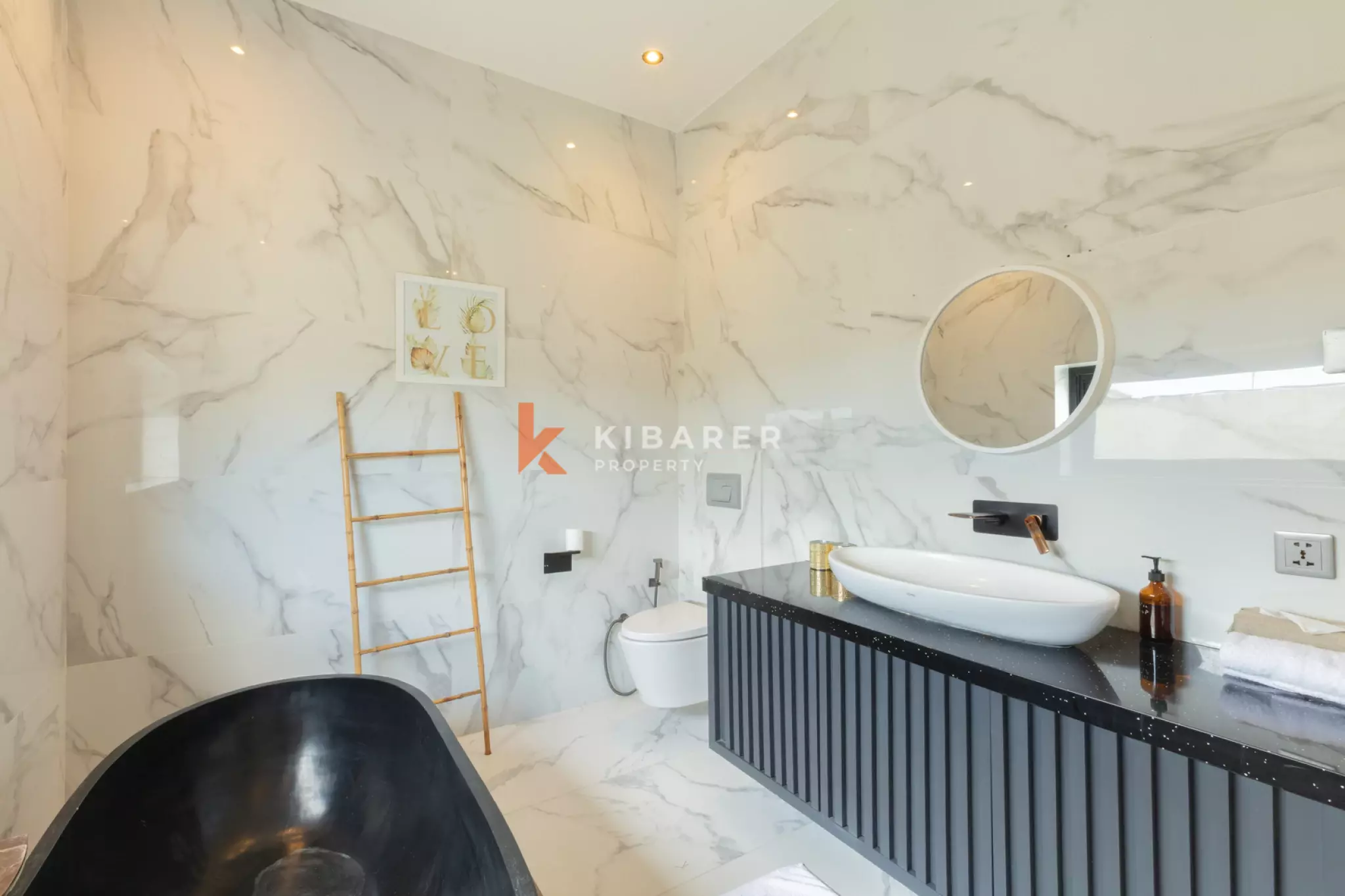 Modern Two Bedroom Villa with Private Enclosed Living in Canggu — image 11