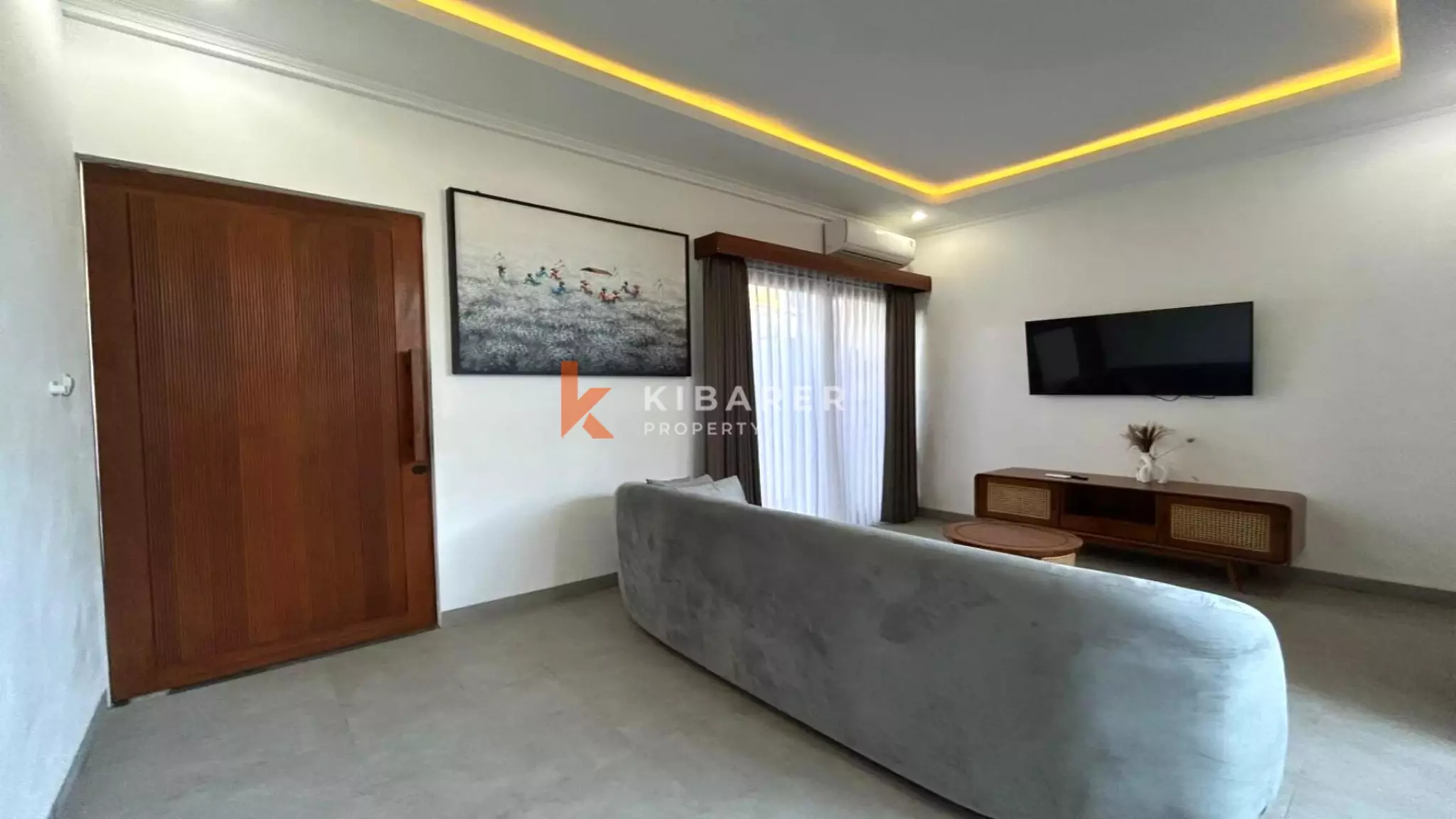 Modern Two-Bedroom Villa with Private Pool in Padonan — image 6