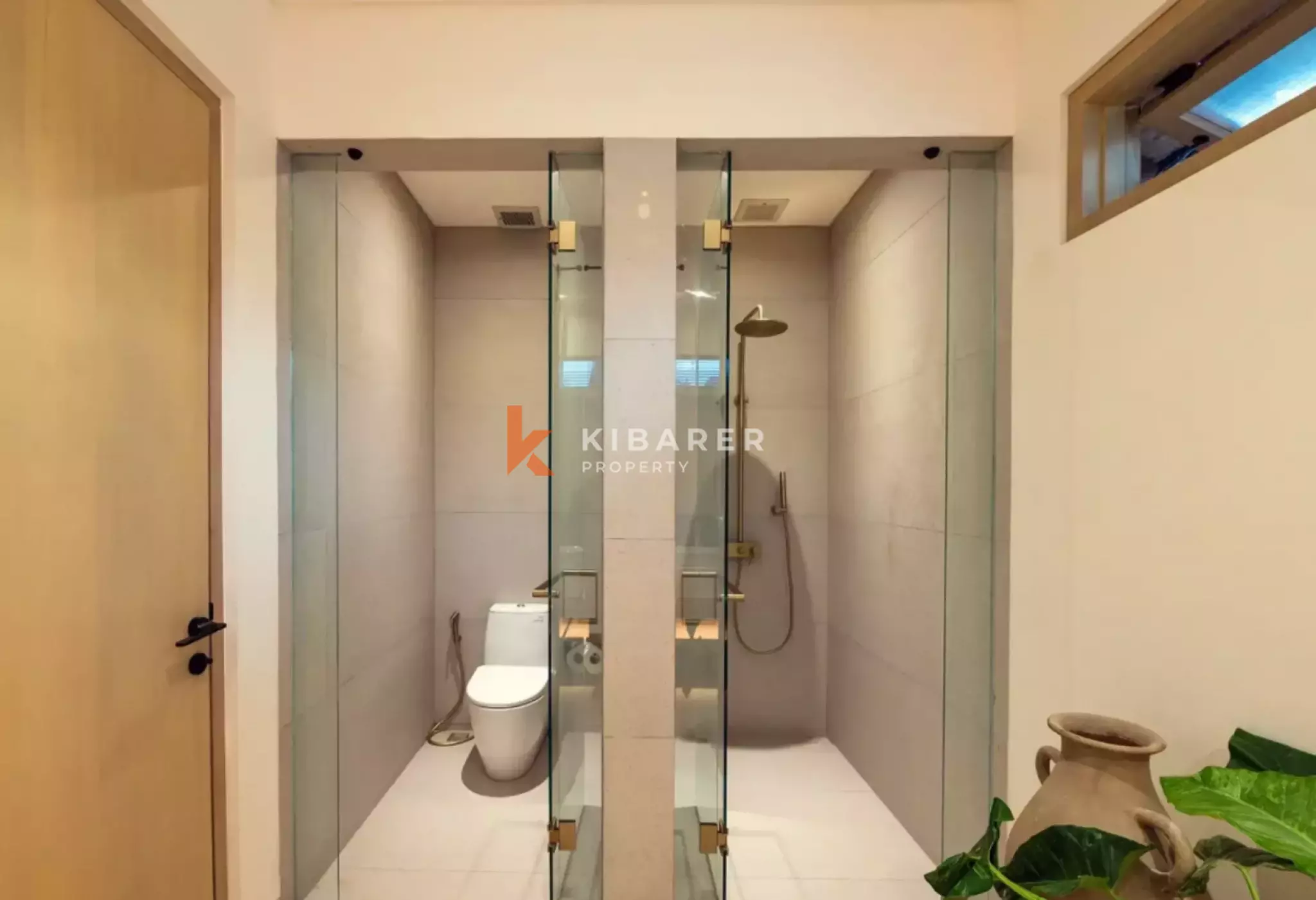 Two Bedroom Enclosed Living Villa in Babakan — image 17