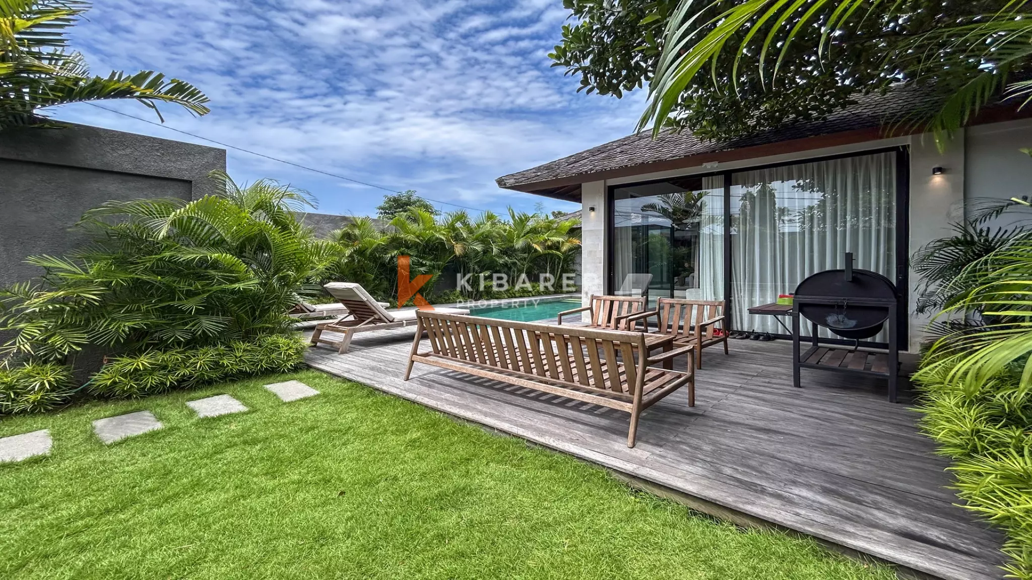 Tropical Two-Bedroom Villa with Swimming Pool in Strategic Umalas — image 3