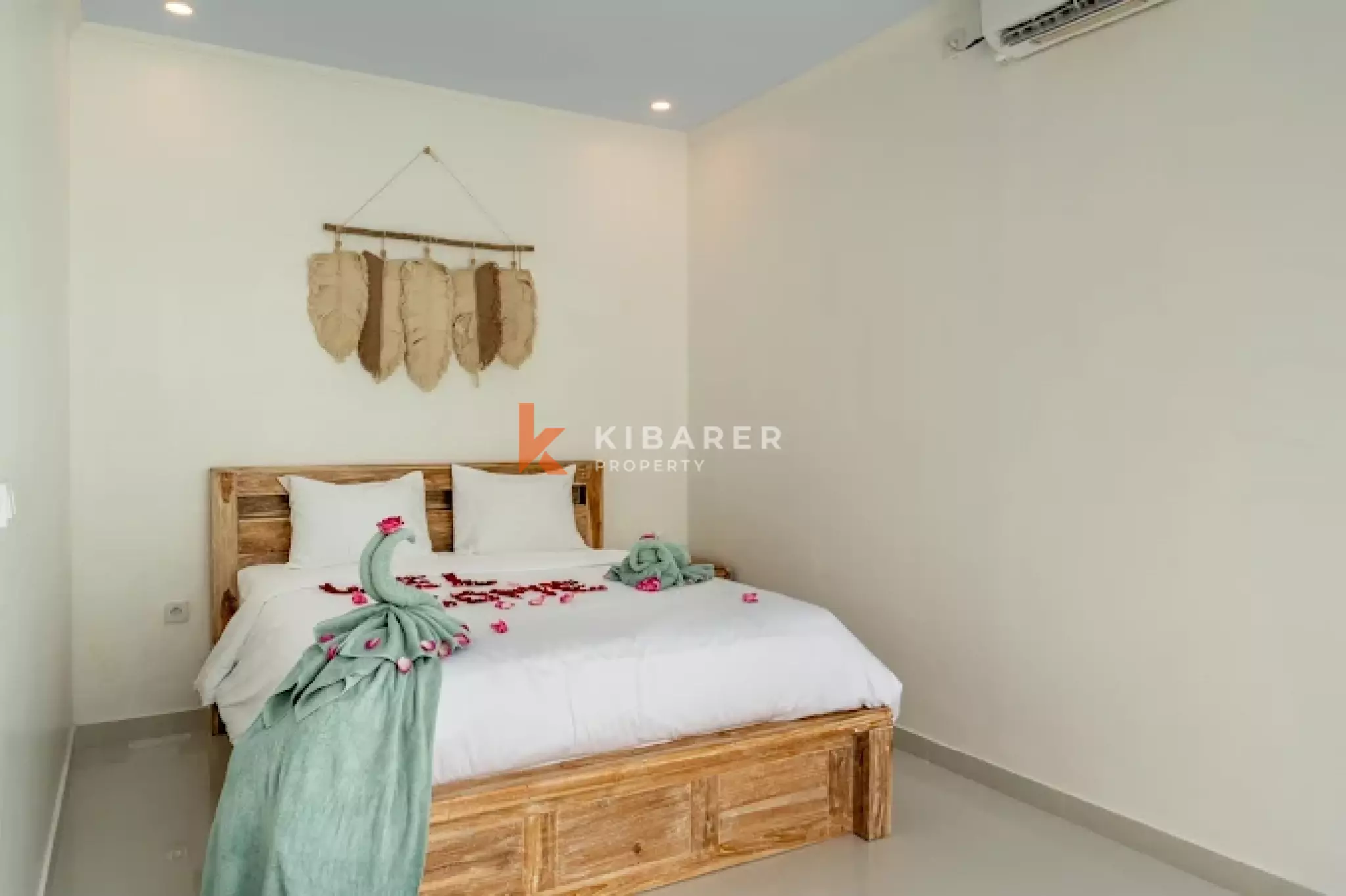4BR Villa for Rent in Canggu, Bali — image 14