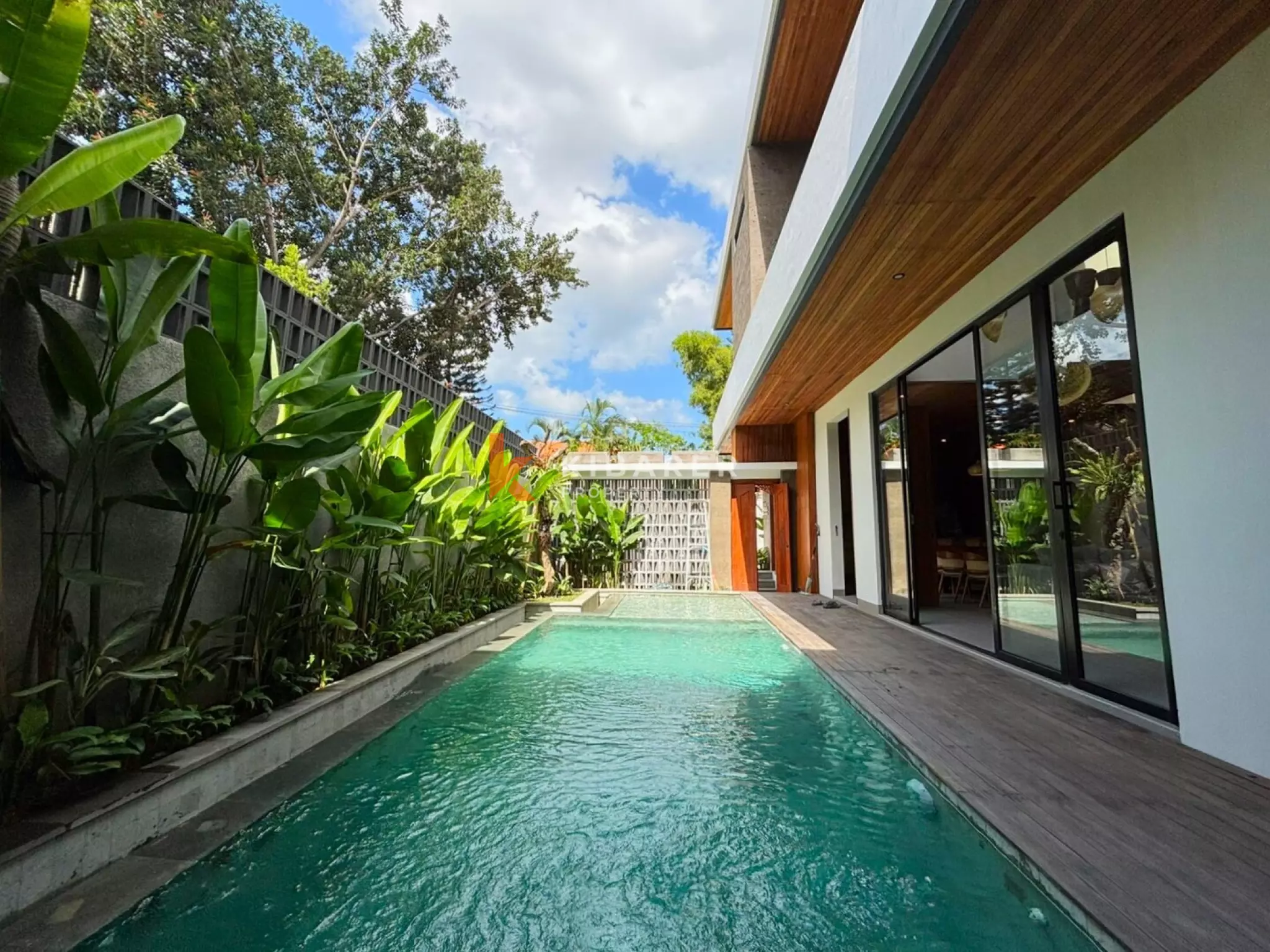 Five Bedroom Luxury Villa with High Ceilings & Spa-Inspired Bathrooms in Batu Bolong — image 14