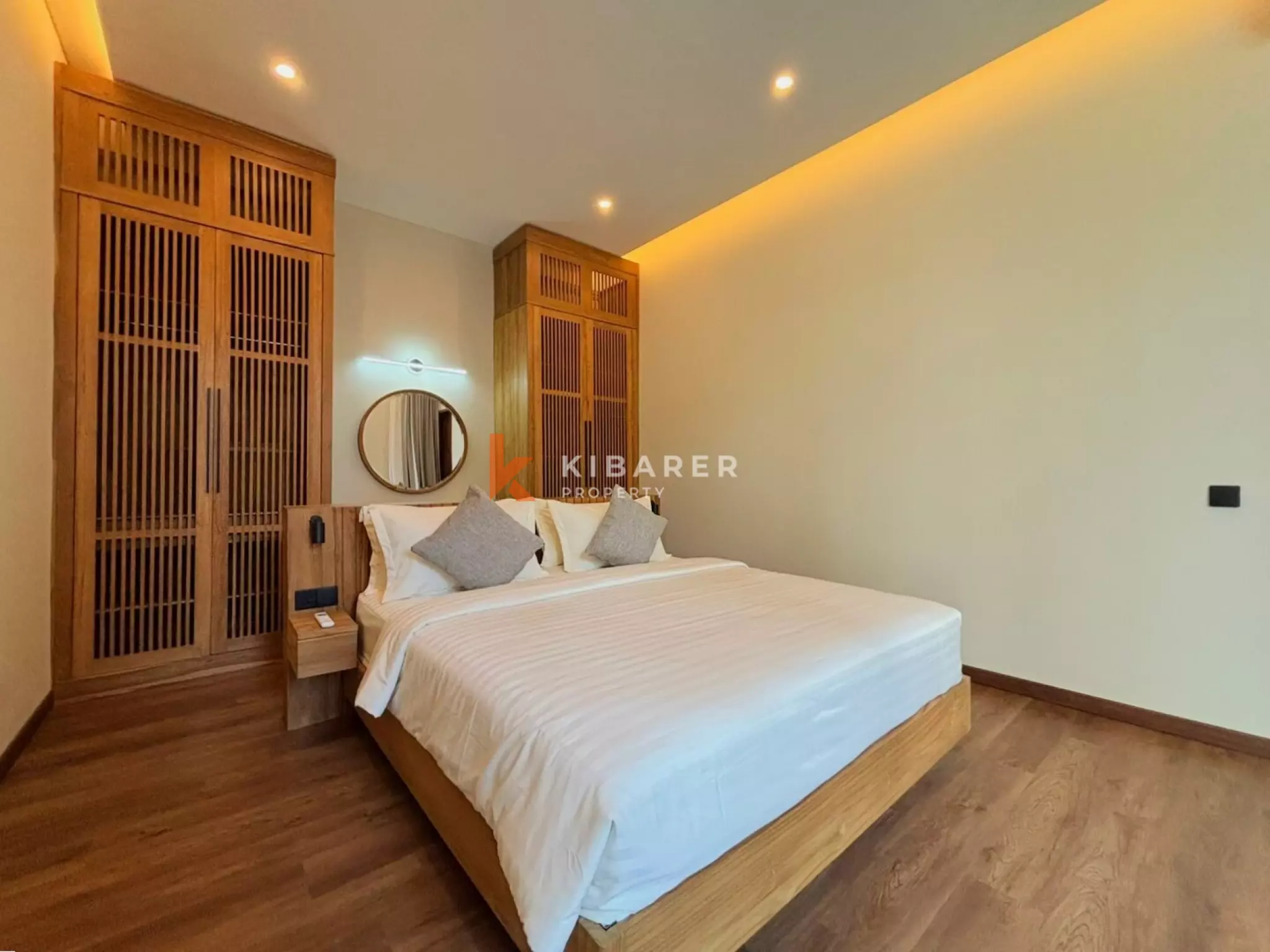 Five Bedroom Luxury Villa with High Ceilings & Spa-Inspired Bathrooms in Batu Bolong — image 9
