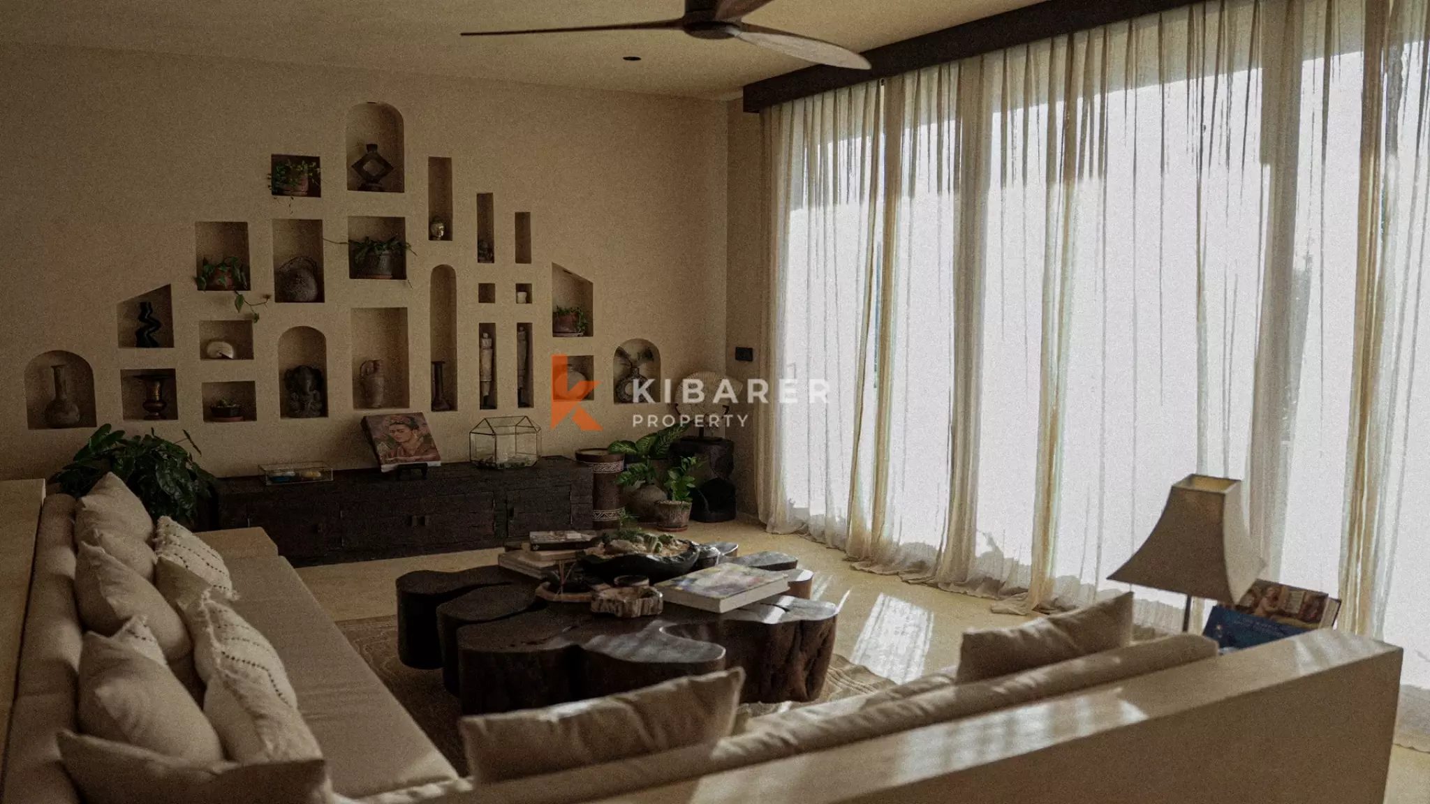Luxury Two-Bedroom Villa with Iconic Views in Padang-Padang — image 9