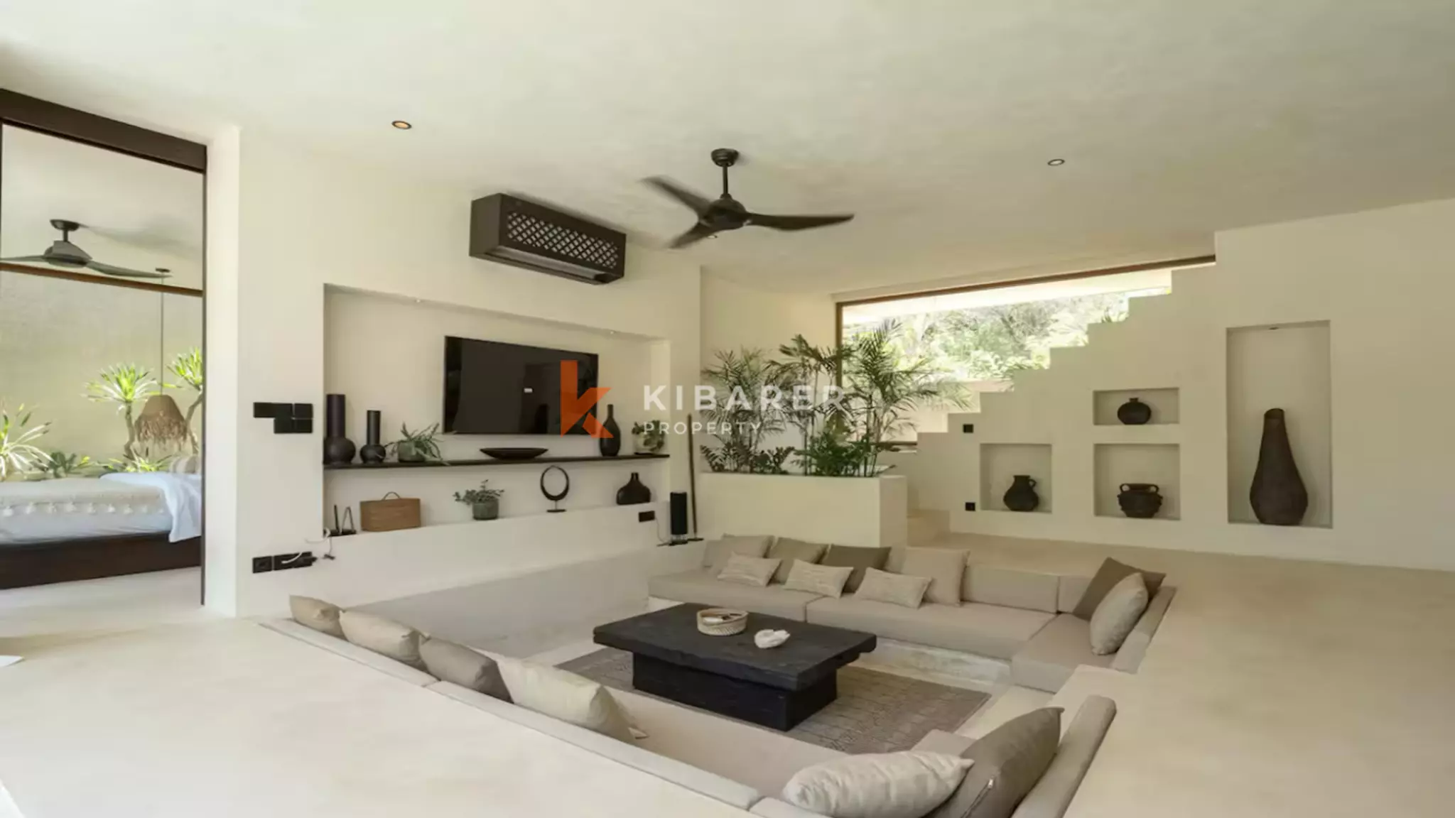 Bohemian-Chic Three Bedroom Villa with Rooftop Ocean and Sunset Views in Uluwatu — image 6