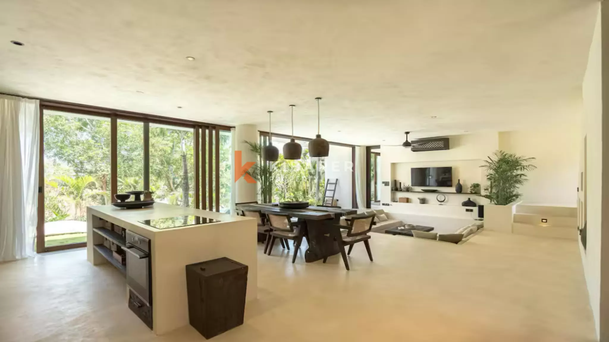 Bohemian-Chic Three Bedroom Villa with Rooftop Ocean and Sunset Views in Uluwatu — image 7