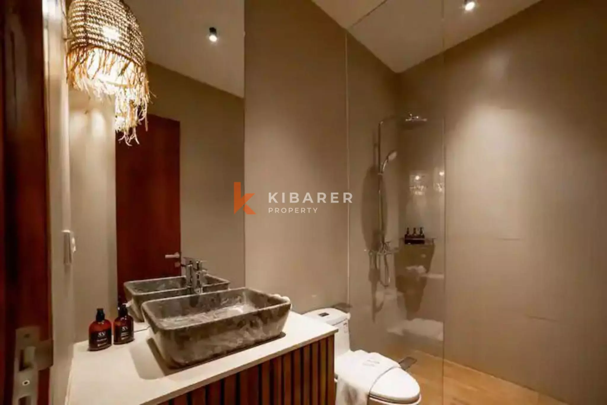 Modern Designed One Bedroom Studio in Berawa — image 11