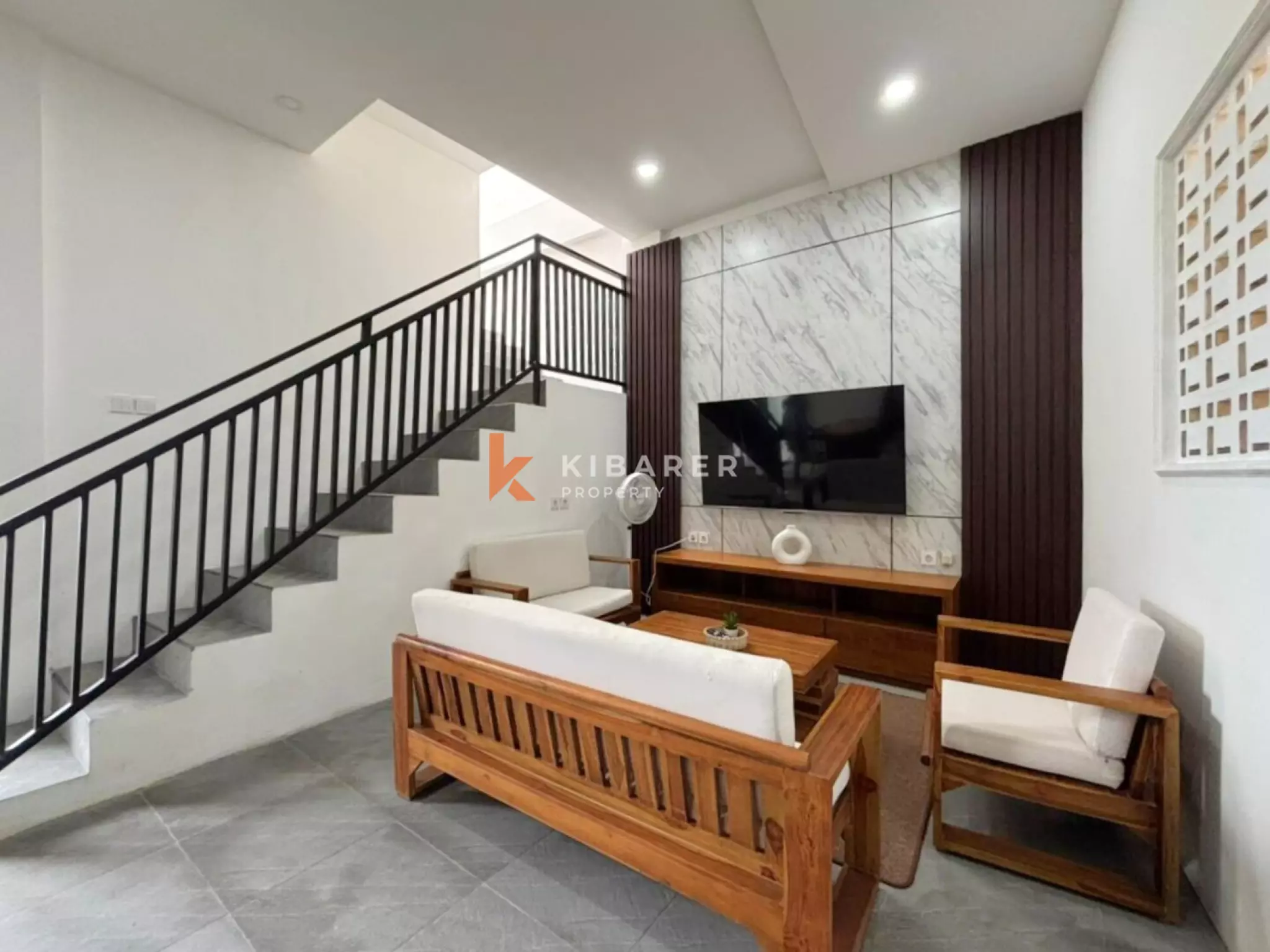 Three Bedrooms Enclosed Living Villa in Munggu — image 5