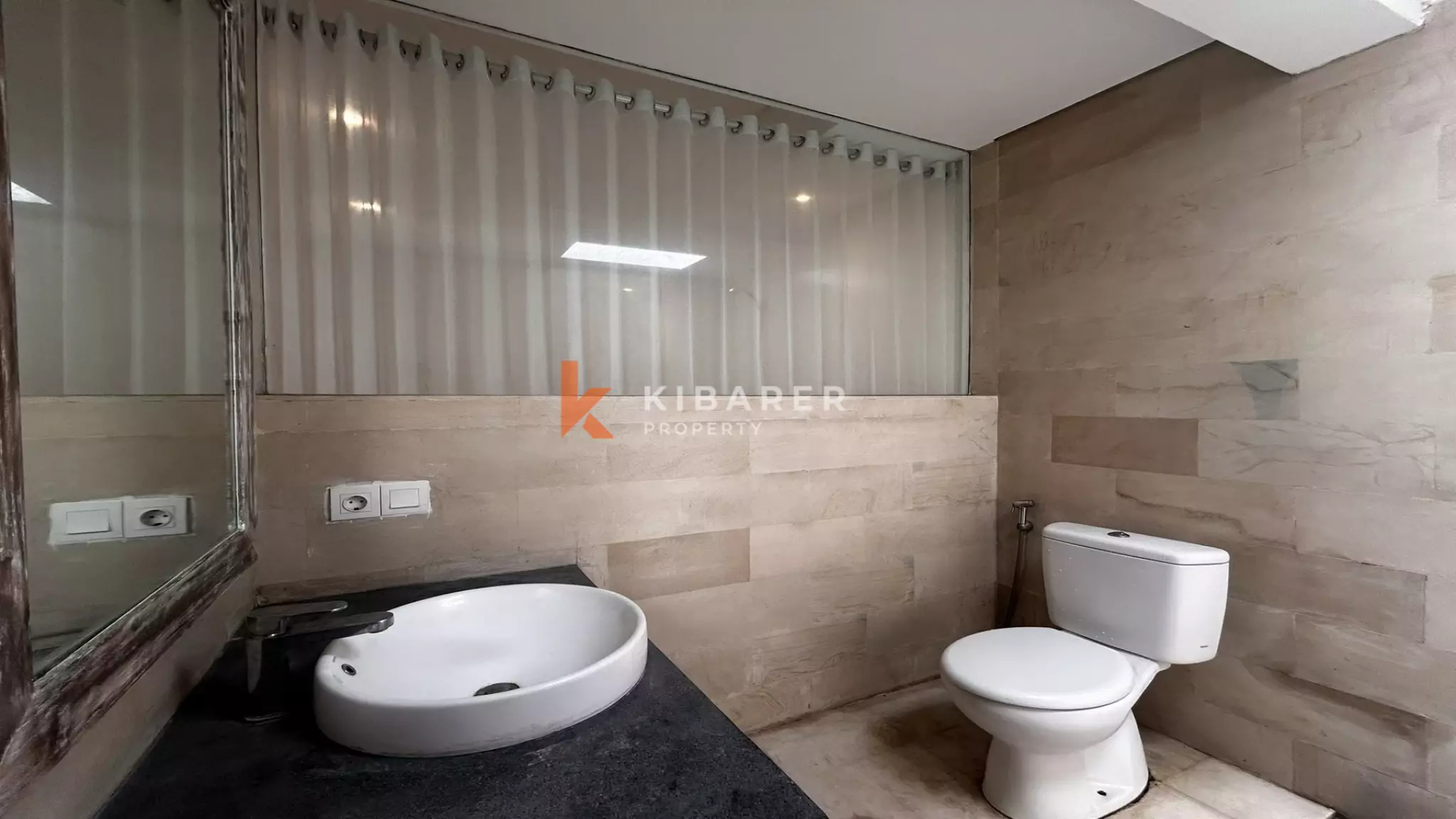 Beautiful Two-Bedroom Joglo Villa with Open Living Room Located in Tumbak Bayuh — image 13