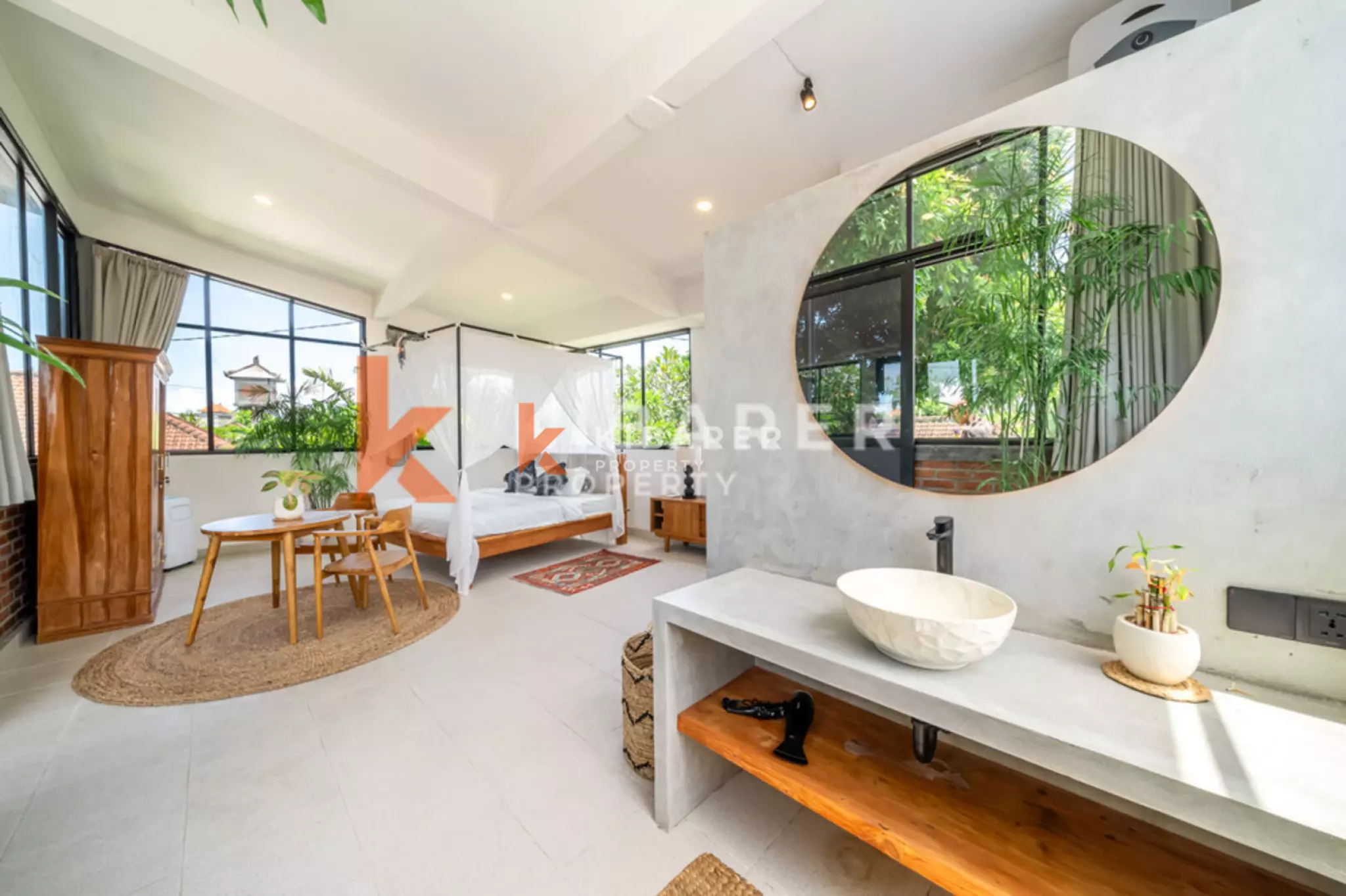 Exclusive Modern Villa with Five Bedrooms in Umalas — image 11