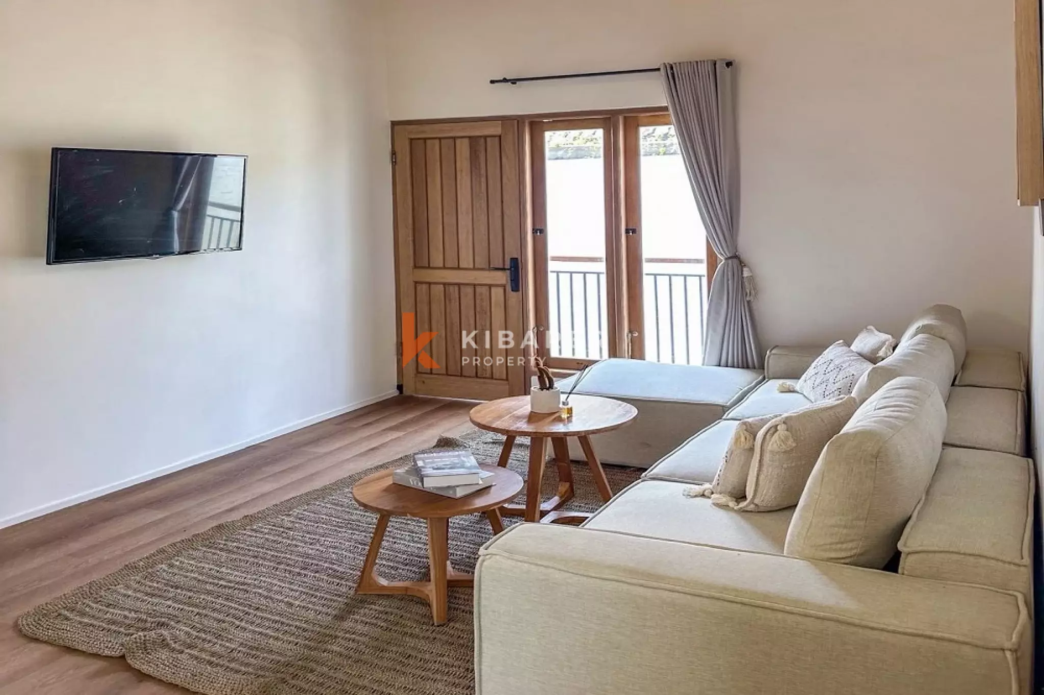 Mediterranean Style Three-Bedroom Gated Villa in Berawa — image 3