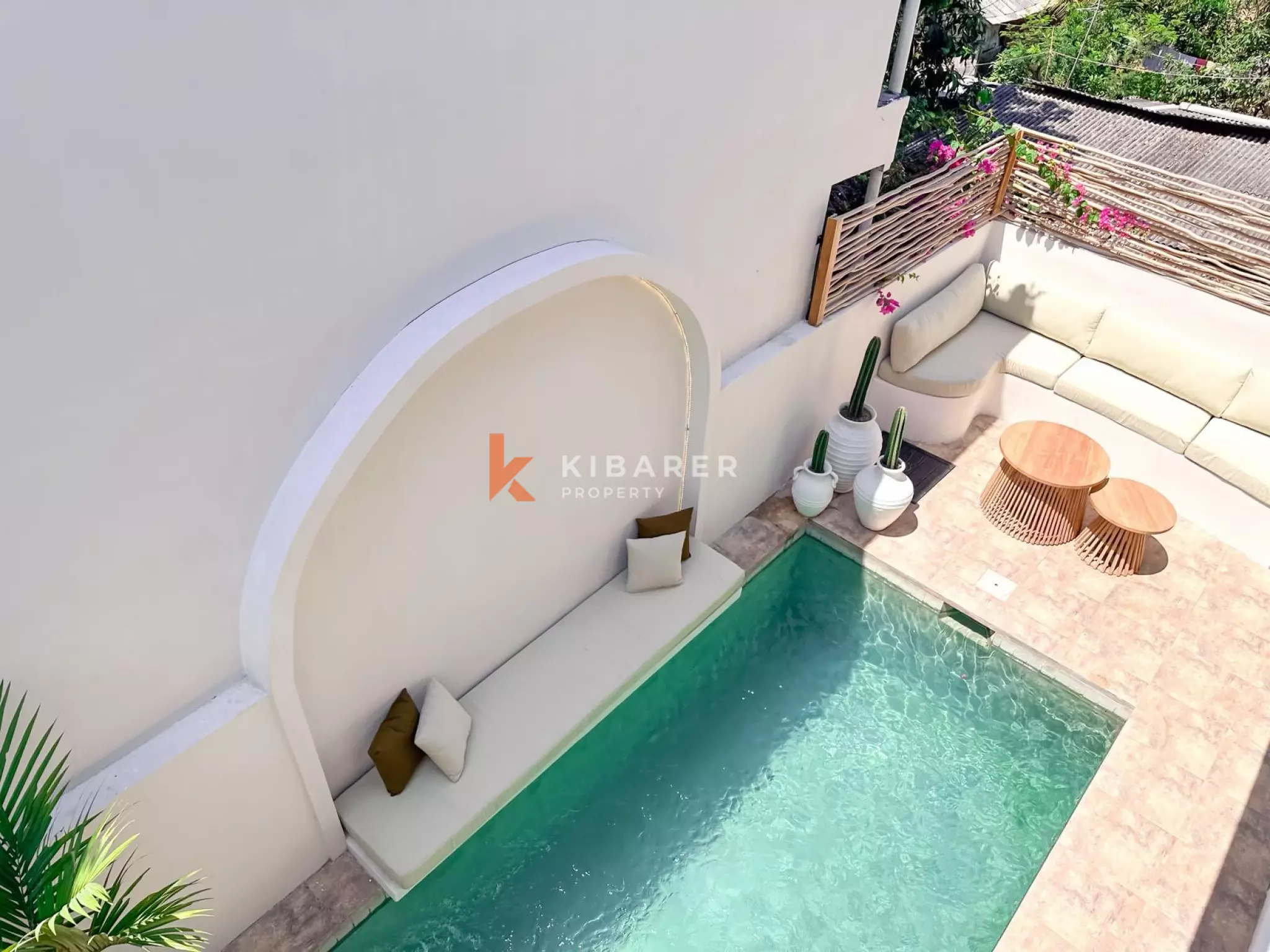 Mediterranean Style Three-Bedroom Gated Villa in Berawa — image 1