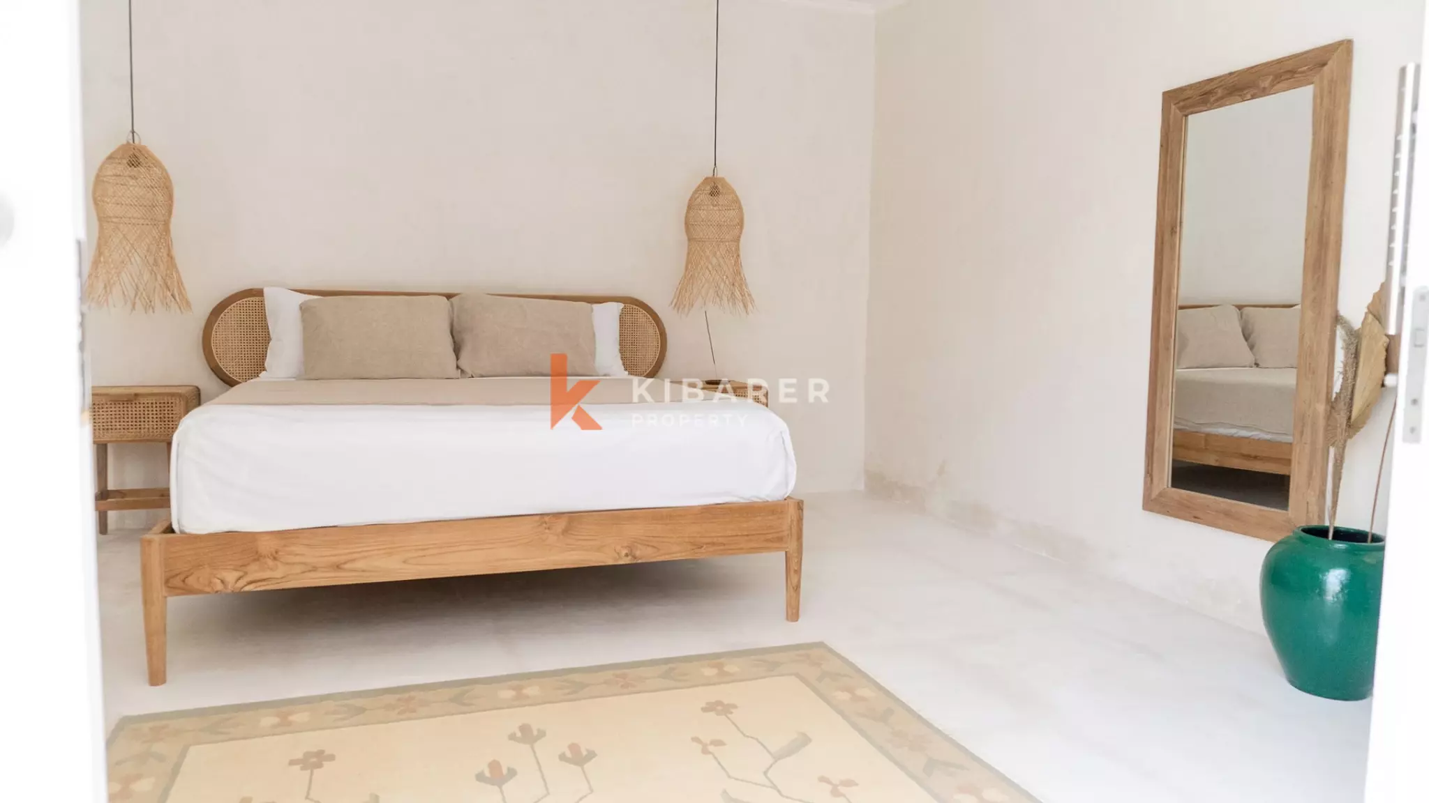 Beautiful Three-Bedroom Villa Located in Canggu Area — image 9